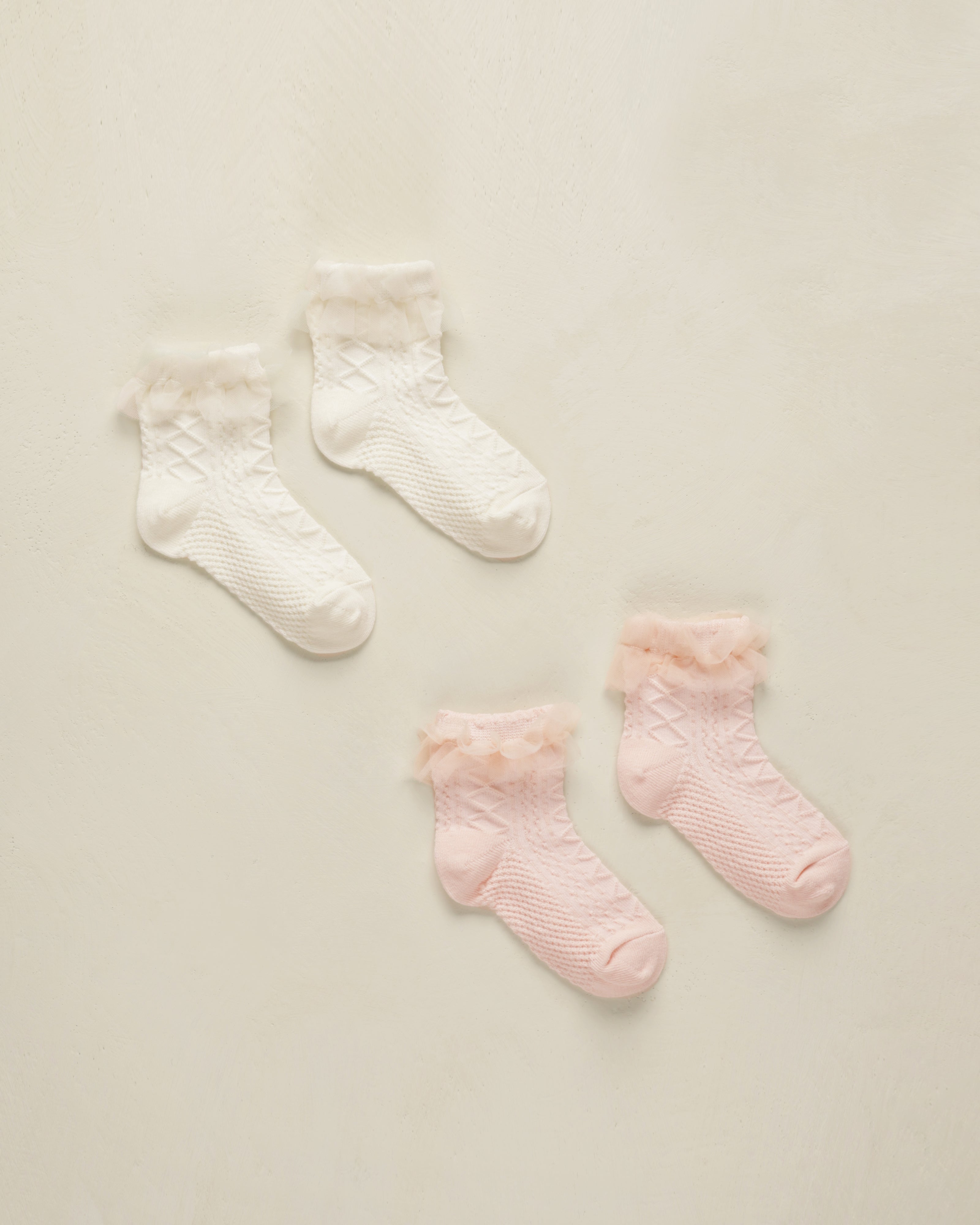 Chaussettes à volants || Ivoire, Blush
