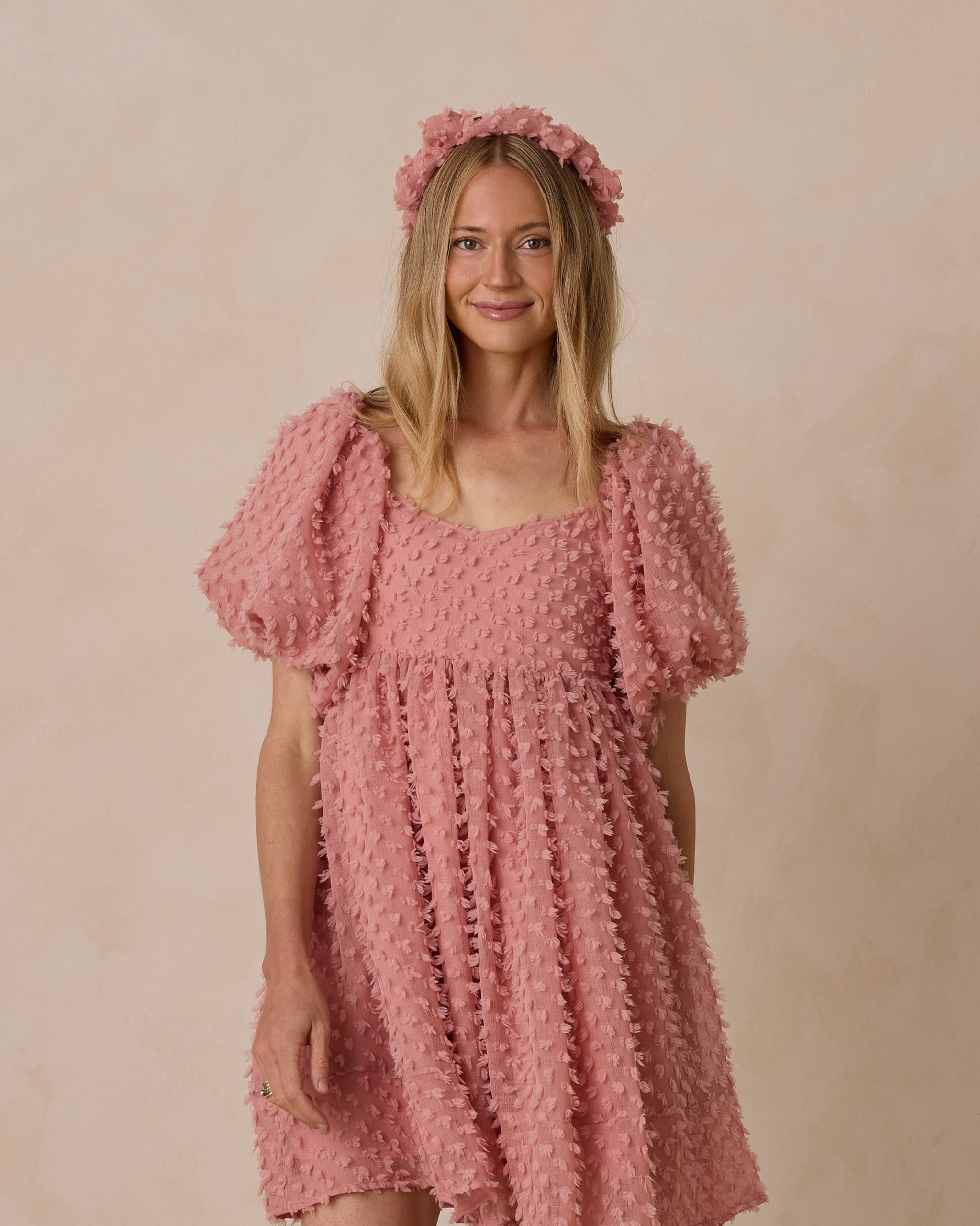Robe Isabella | Rouge à lèvres