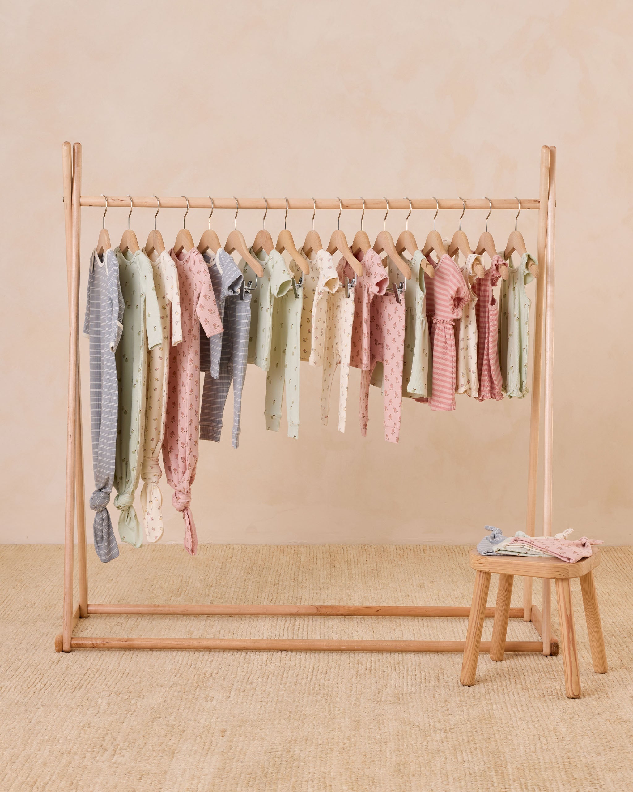 -Ensemble robe + bonnet noués pour bébé || Fleur-
