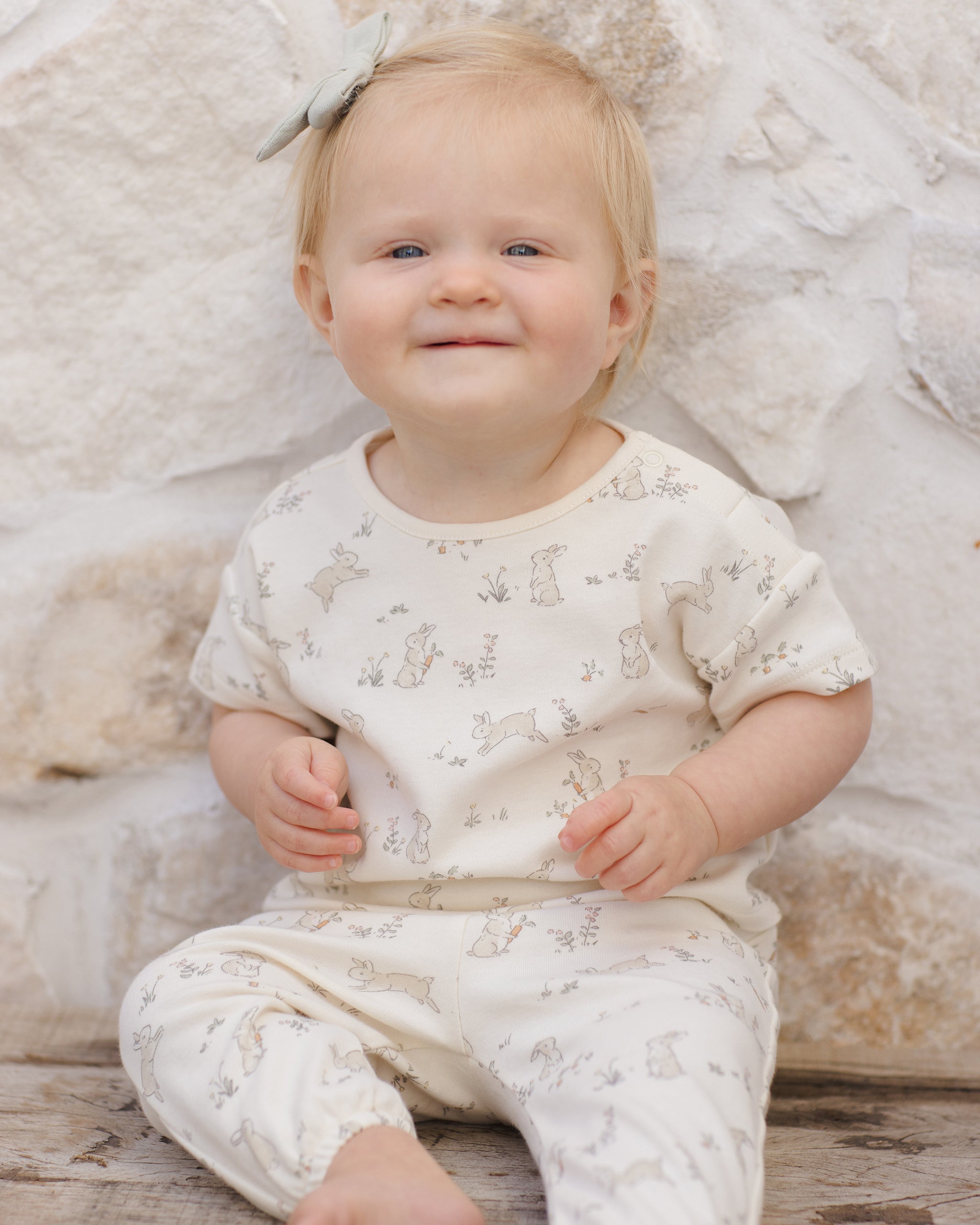 -Jersey Tee + Pant Set || Bunnies-
