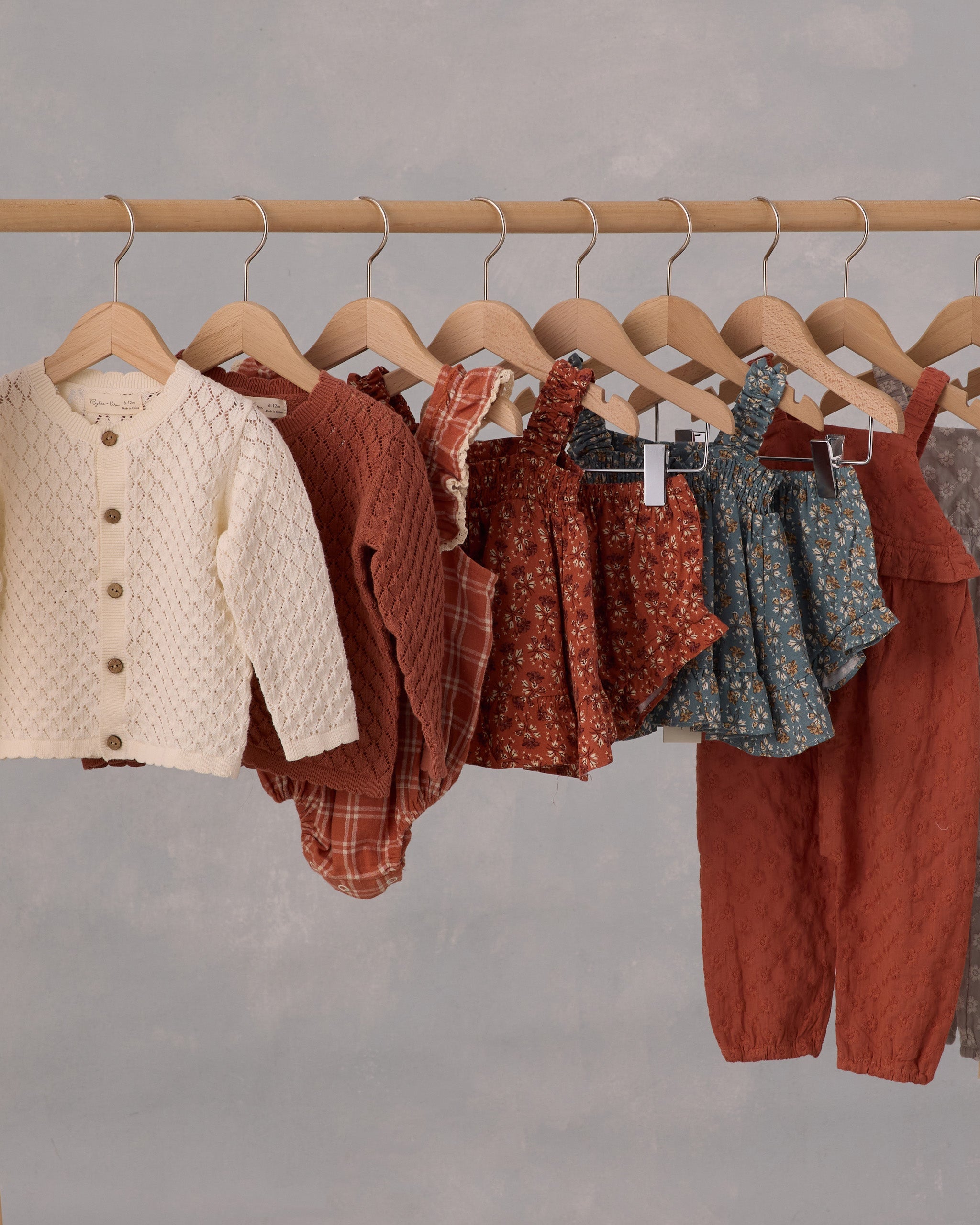 Baby Crochet Cardigan || Poppy