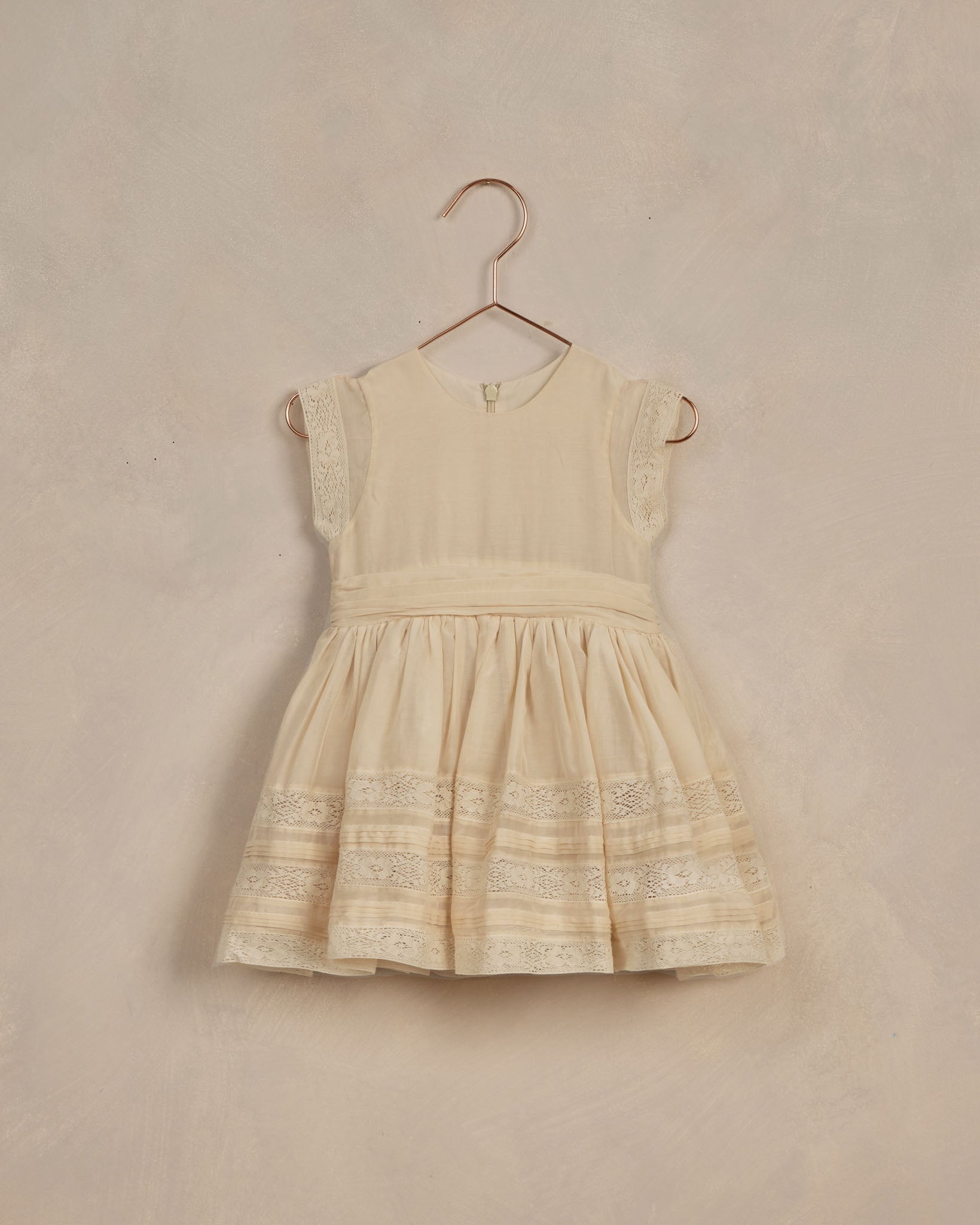 Dahlia Dress || Champagne - Rylee + Cru Canada