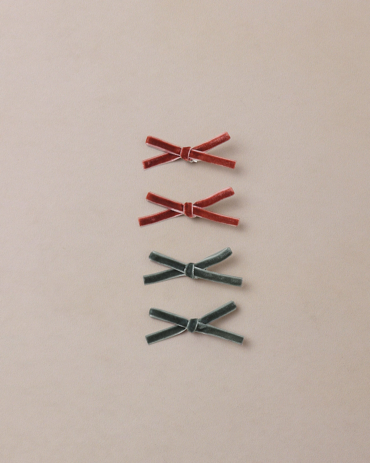 Mini Ribbon Bows Green, Ruby