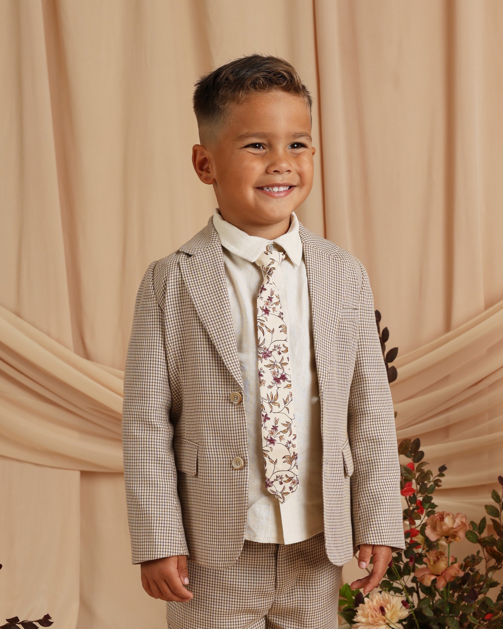 Cravate fine || Motif floral figue