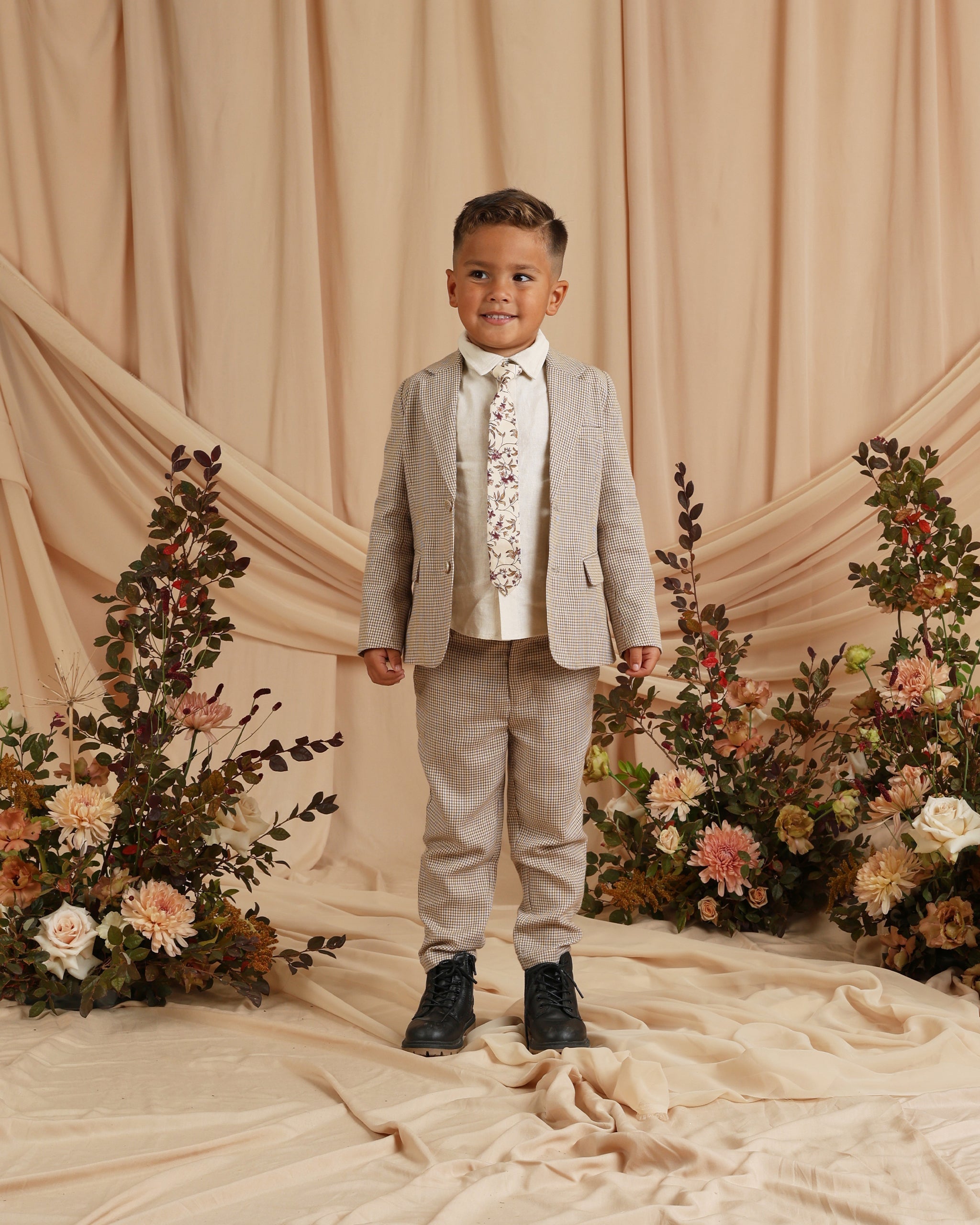 Cravate fine || Motif floral figue