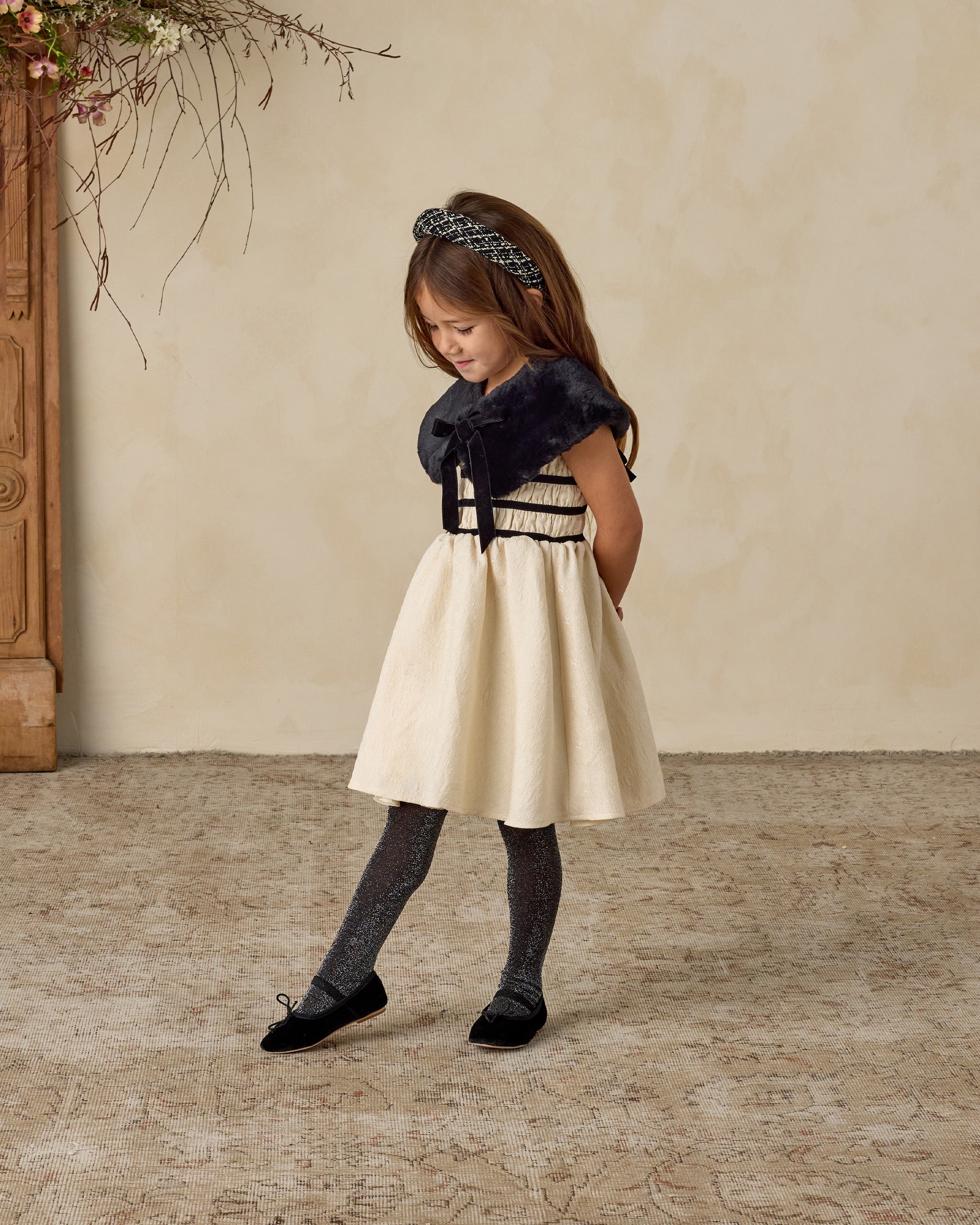 Eloise Collar | Black
