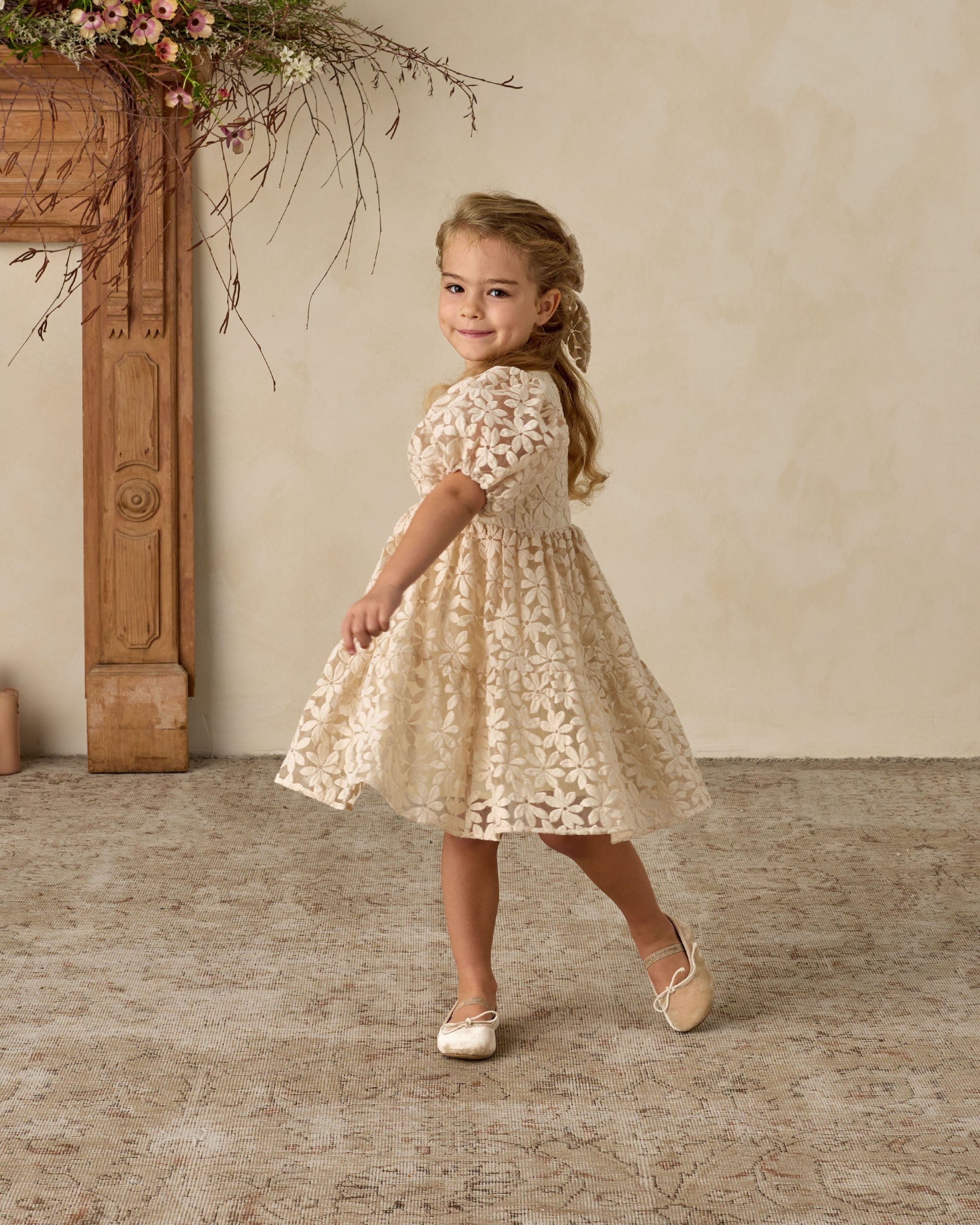 Chloe Dress | Embroidered Daisy