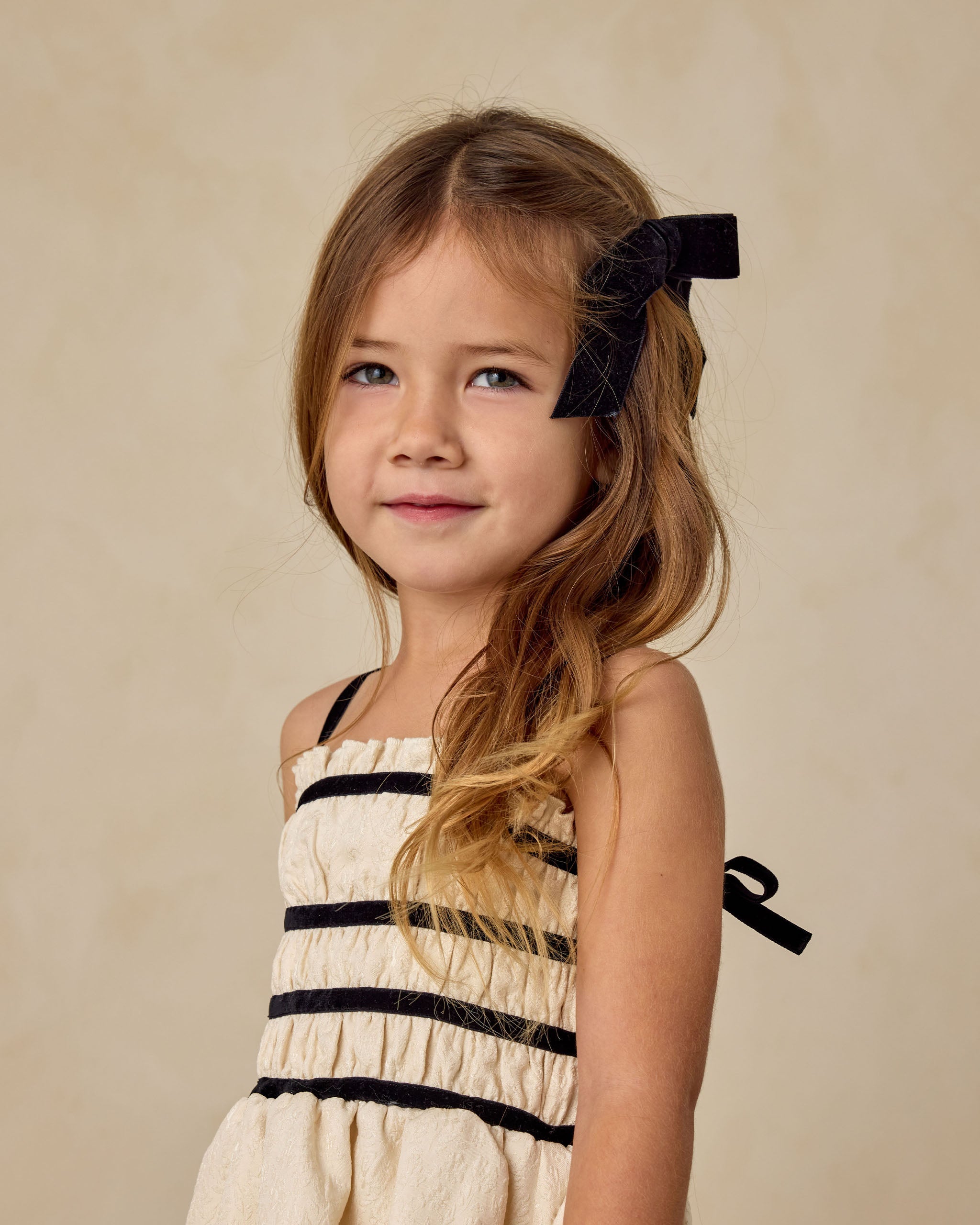 Velvet Bow | Black