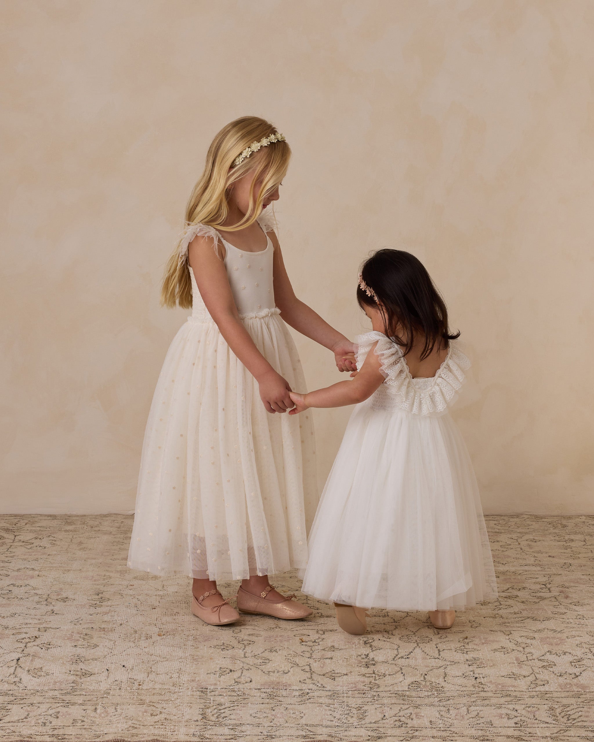 トップス POPPY tulle docking foodie トップス POPPY tulle docking foodie Rich, romantic, and