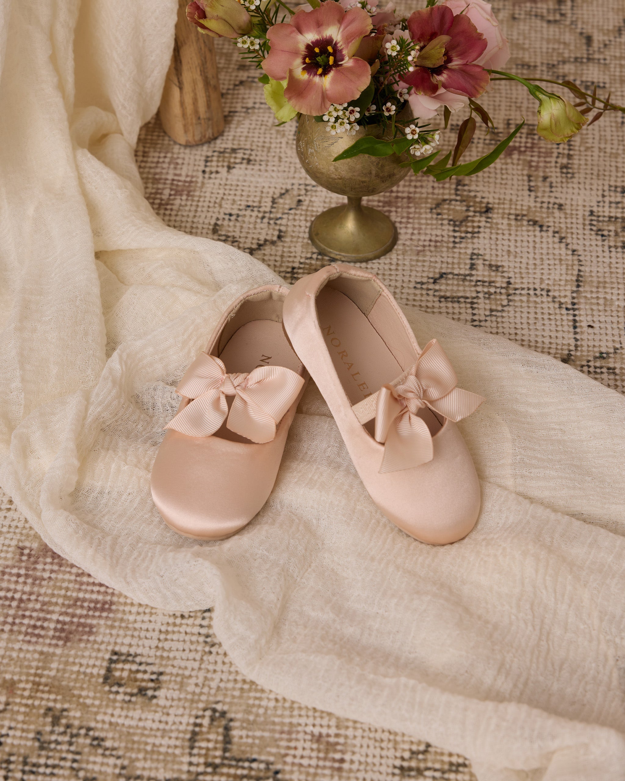 Bow Ballet Flat || Antique