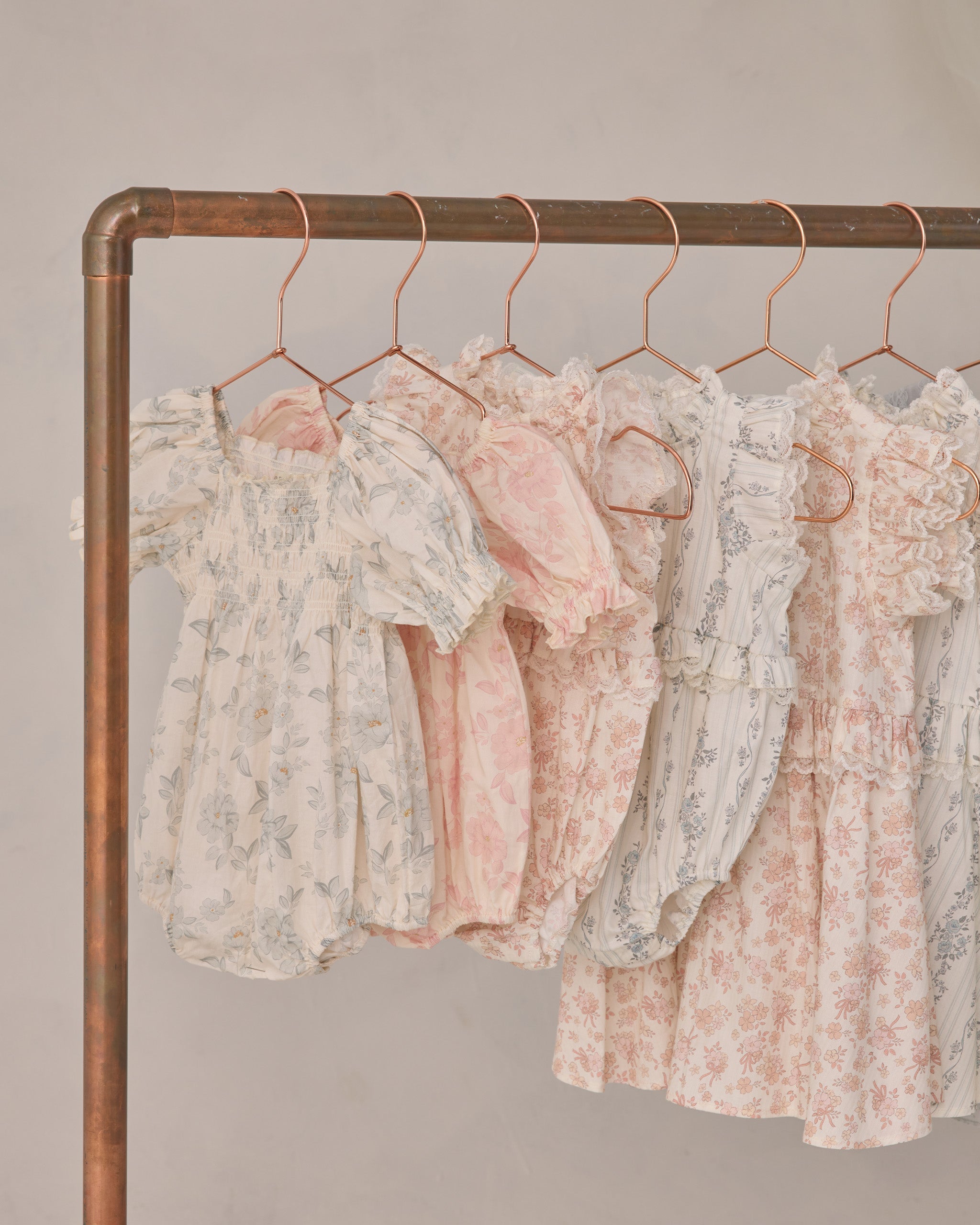 Hazel Romper Mist English Rose