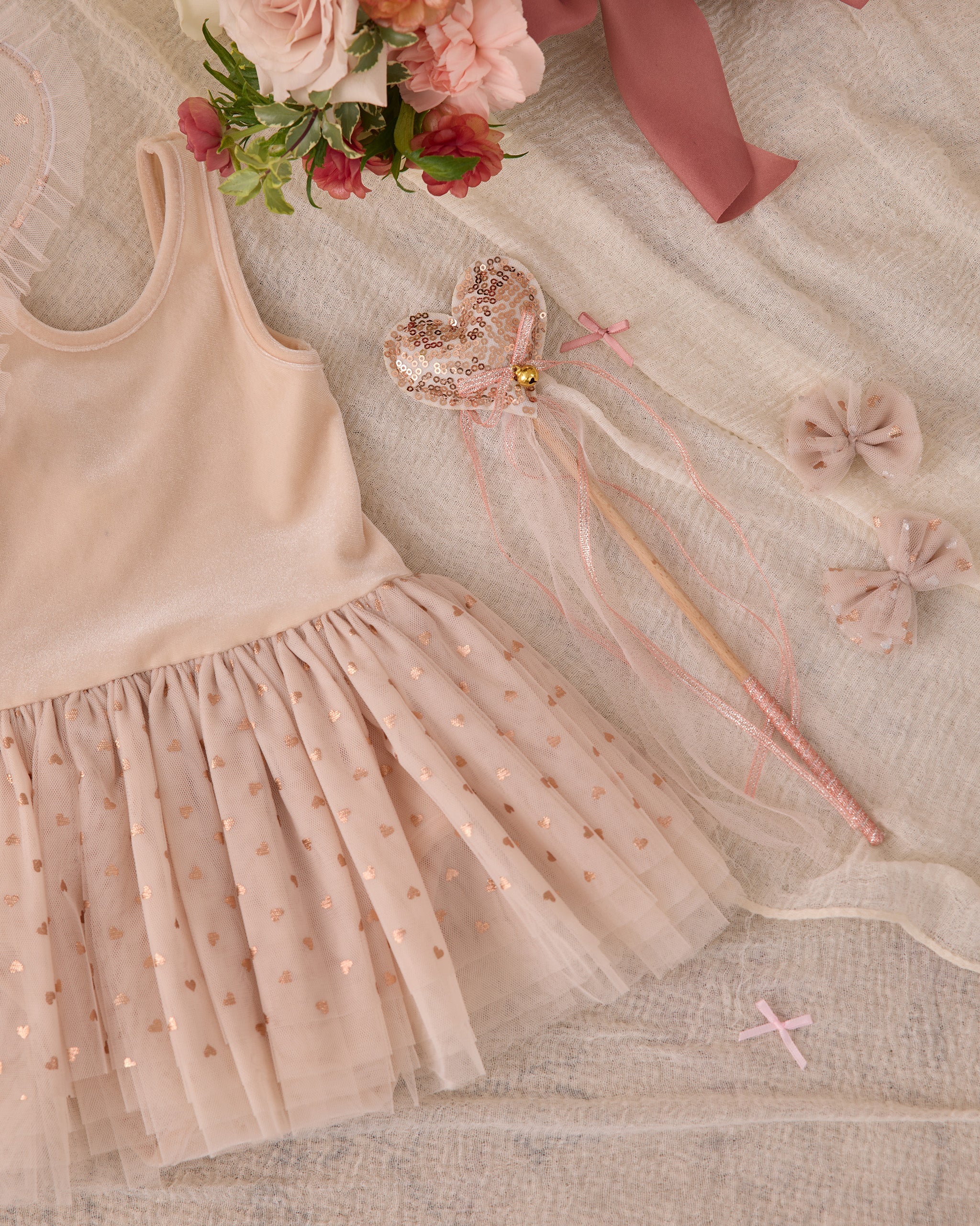 Pinces à cheveux en tulle à volants, cœurs or rose