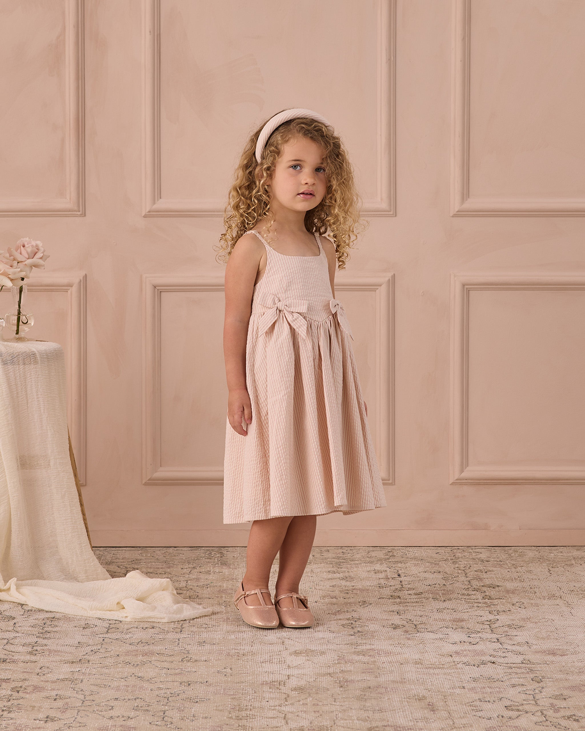 Ballerines à bride en T roses scintillantes