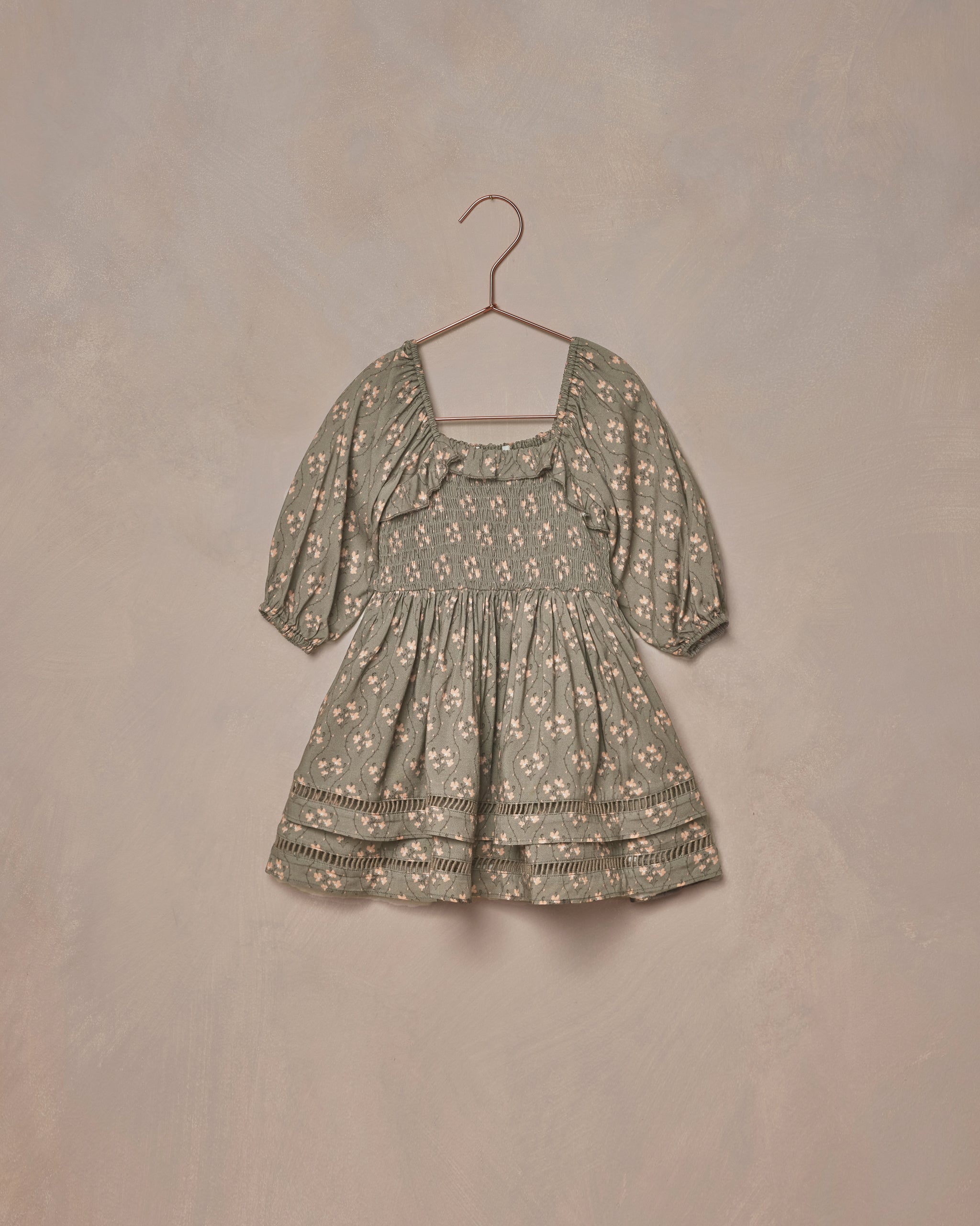 Robe Élodie || Pin Floral