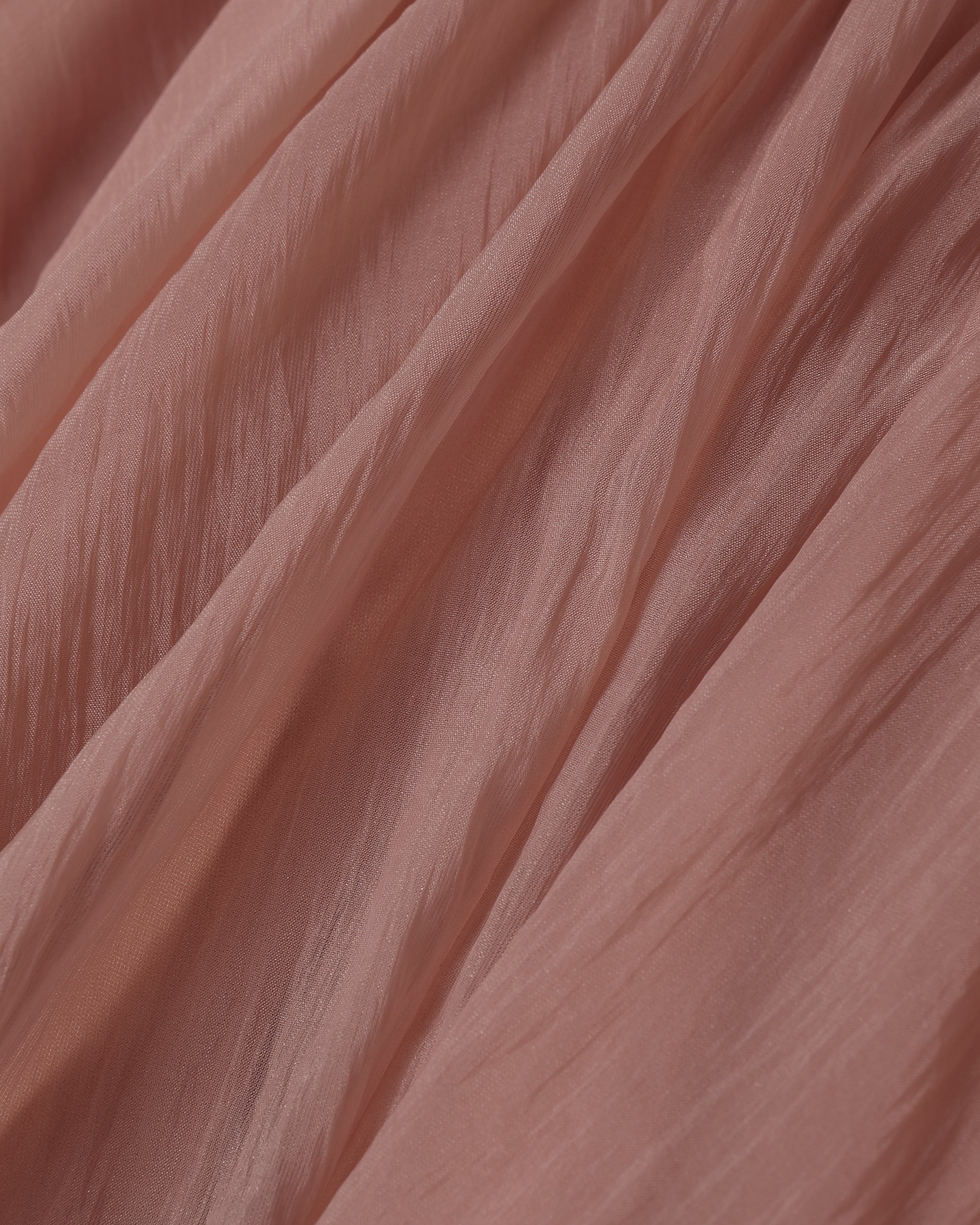 Robe rose pour la Saint-Valentin