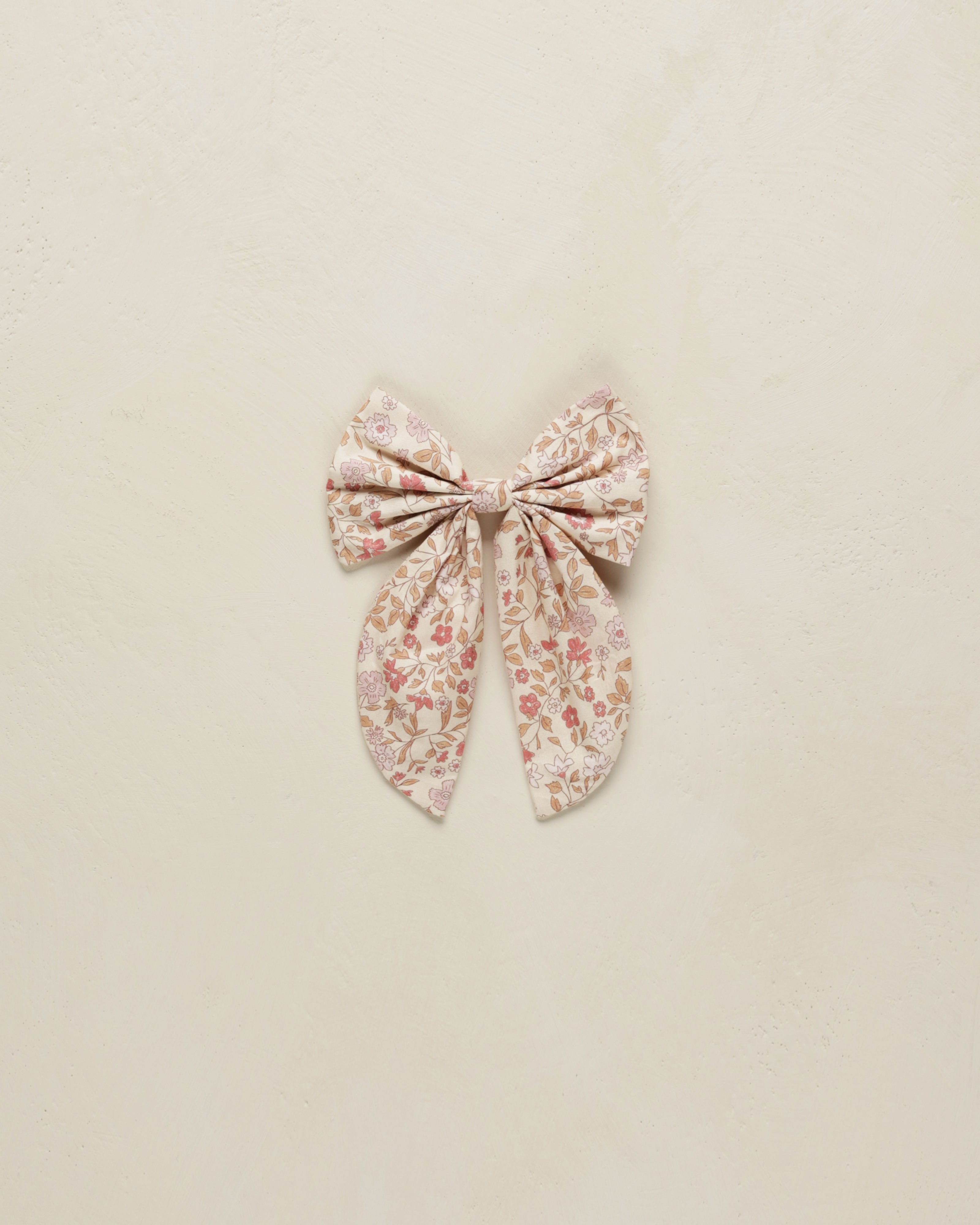 Everly Bow || Blush Garden