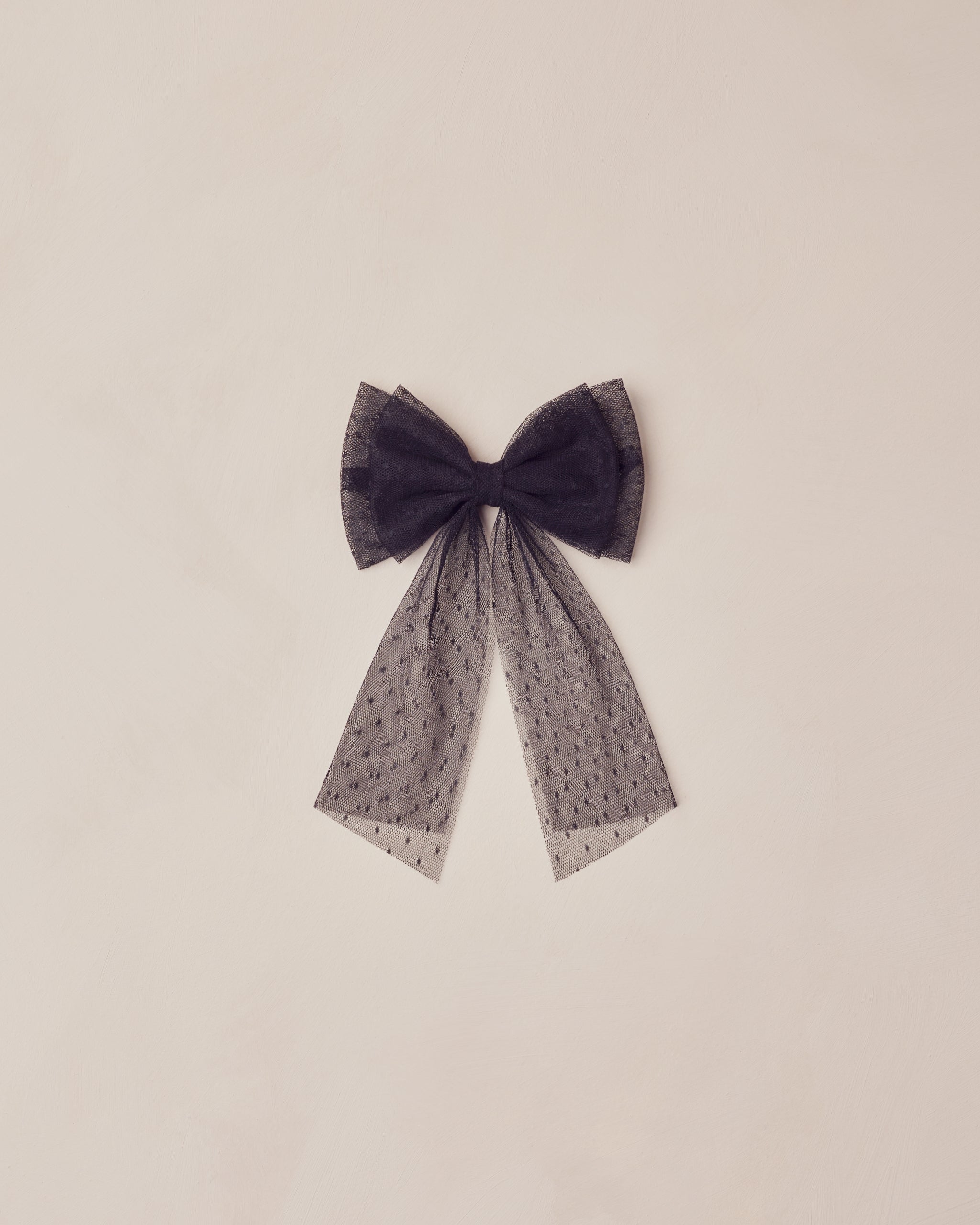 Alice Bow | Black