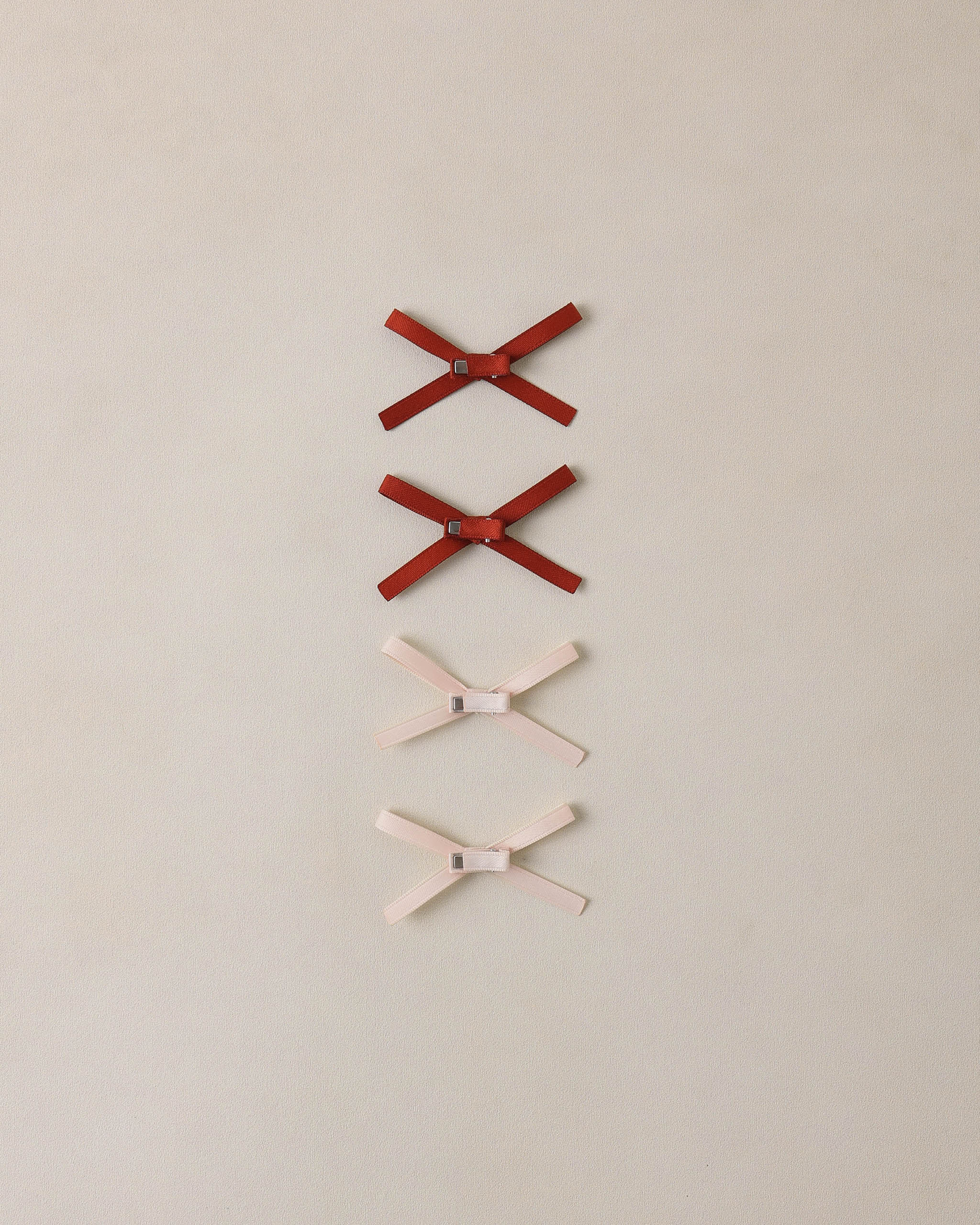 Mini nœuds en ruban de satin rose poudré, rouge