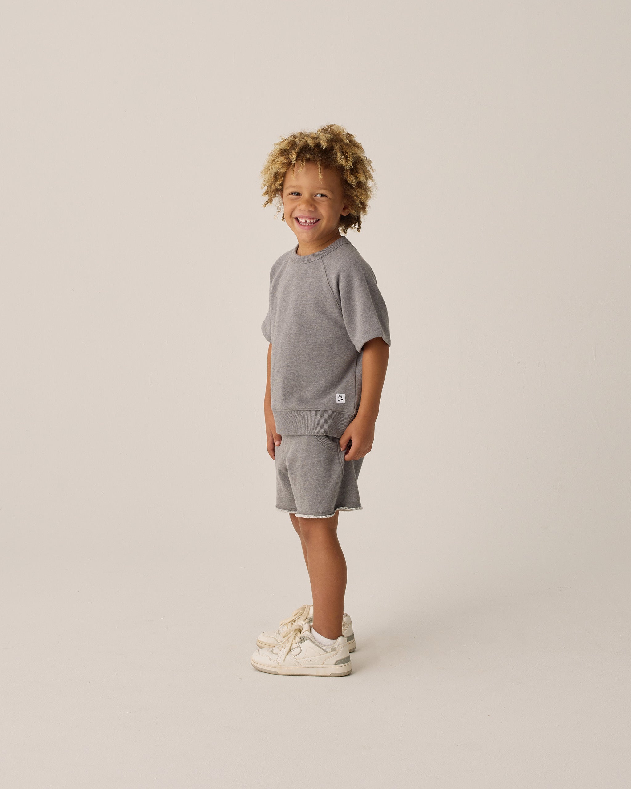 Short Sleeve Sweatshirt || Heathered Grey