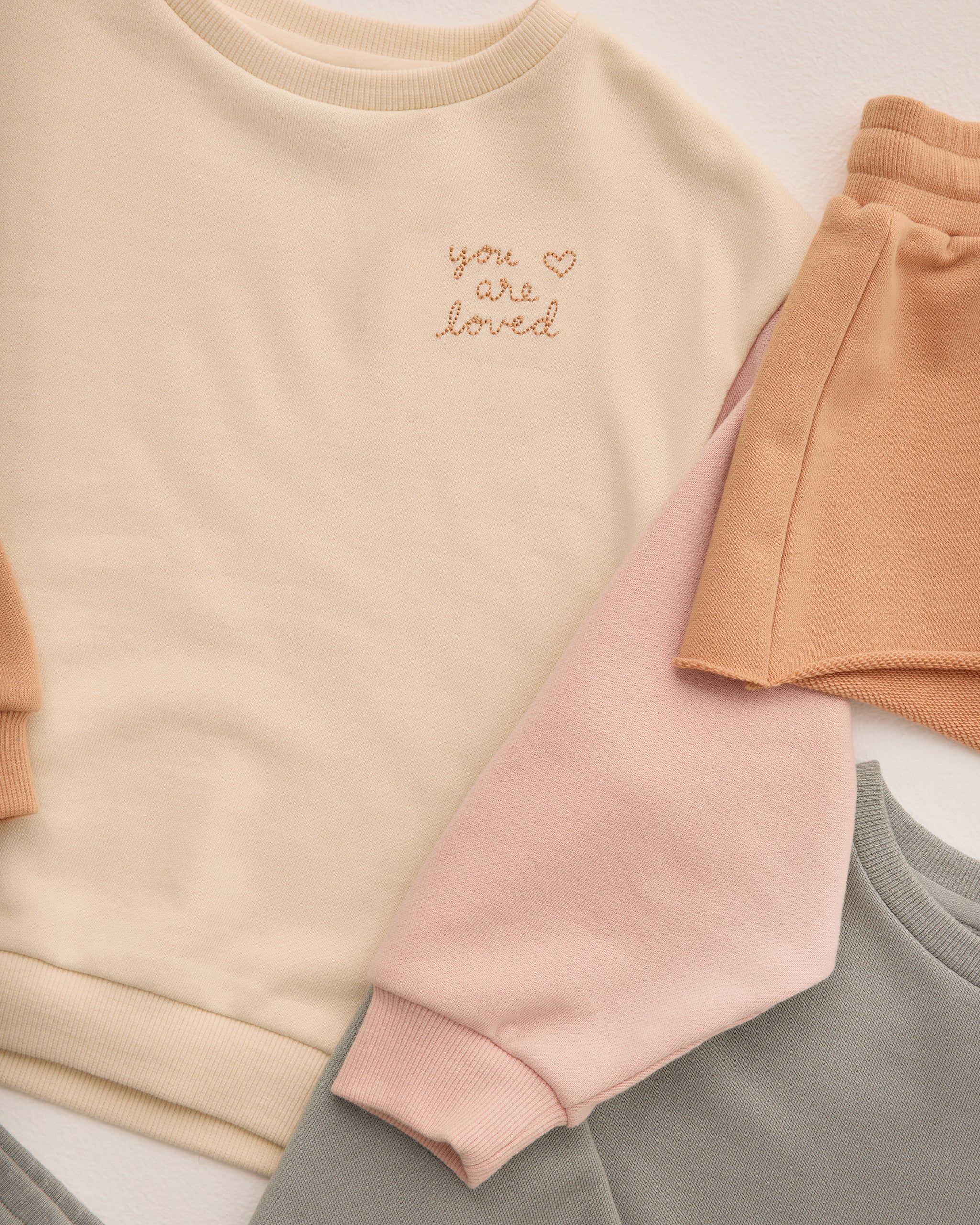 Legend Sweatshirt || Color Block