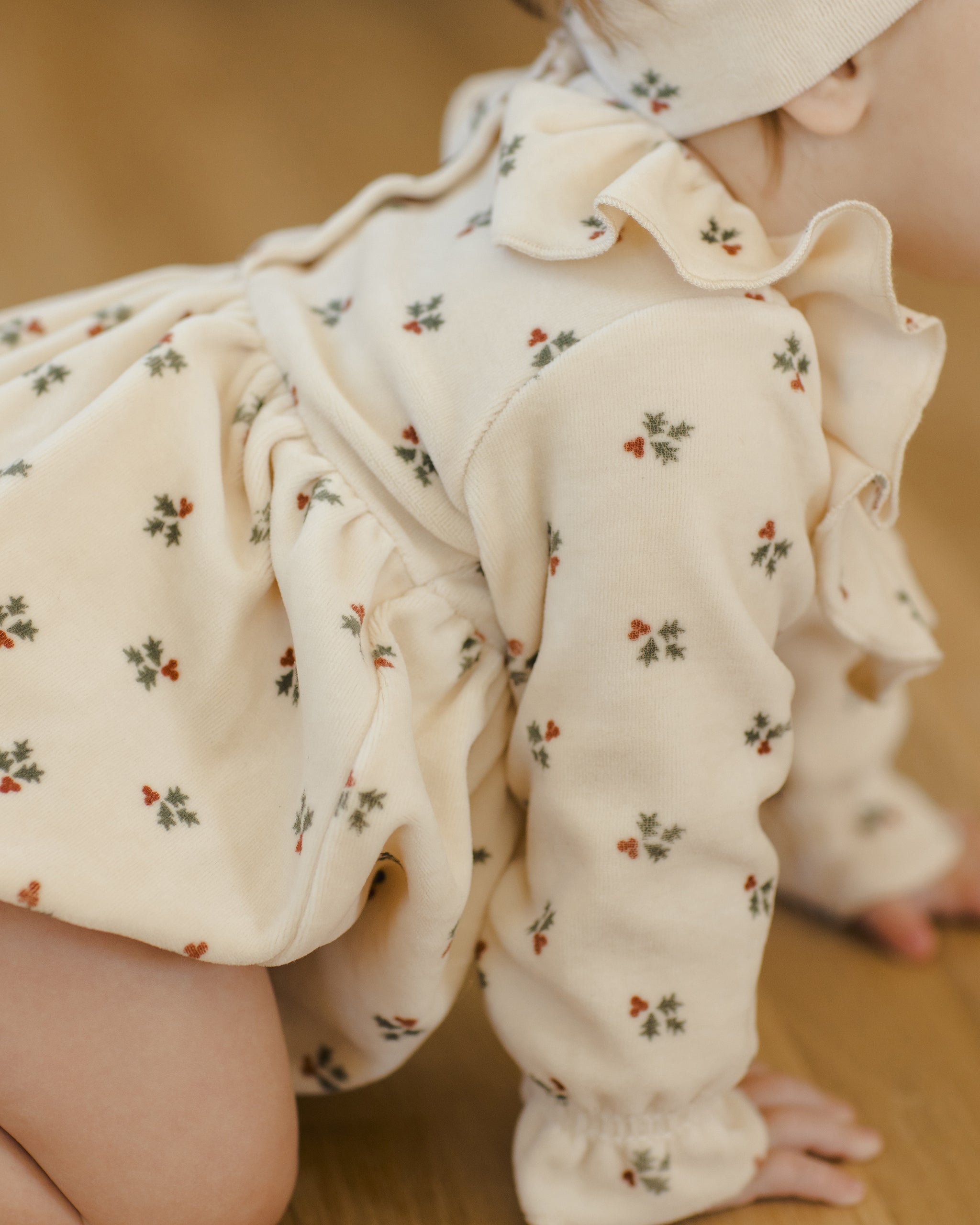 Wendy Romper || Holly Berry