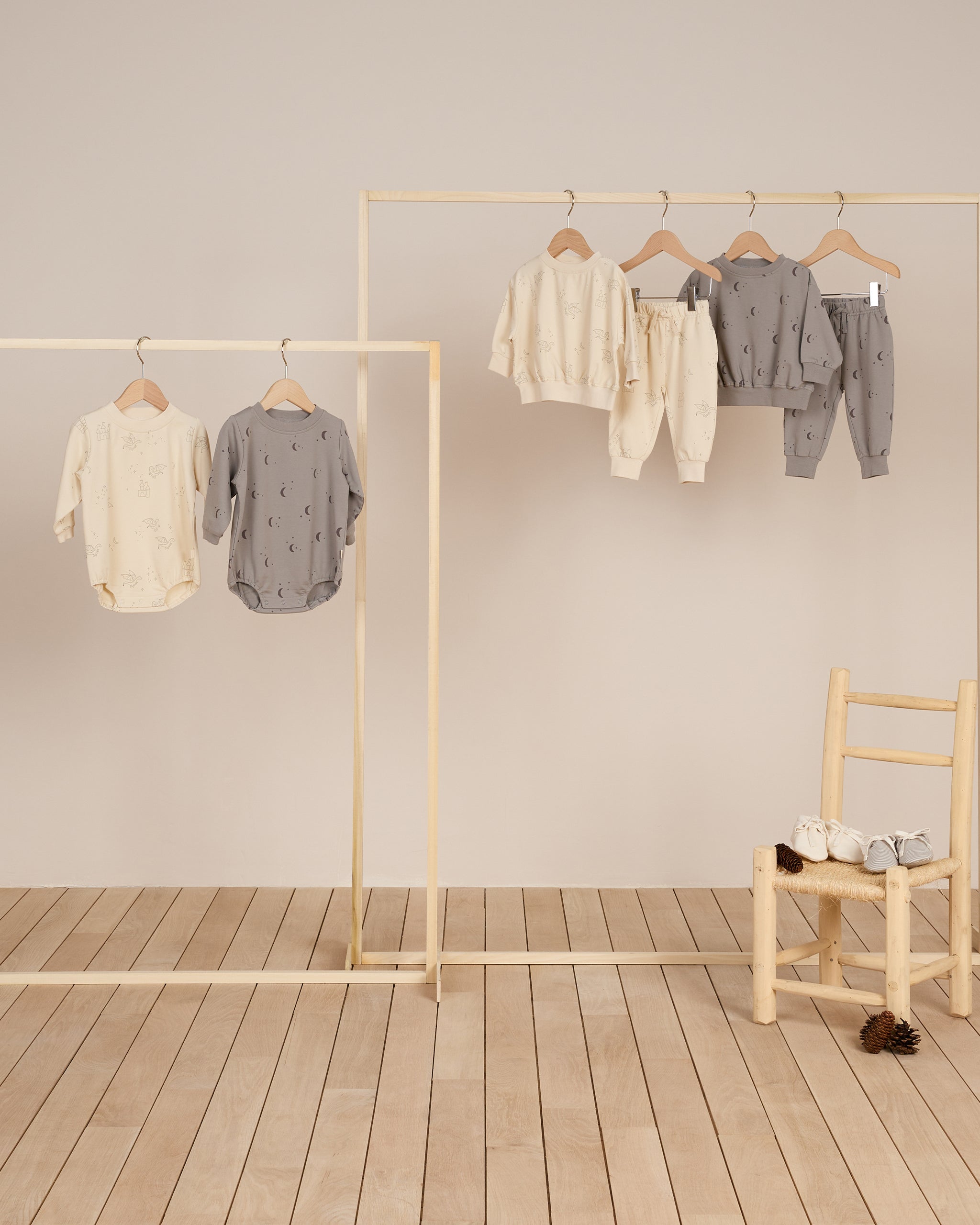 Relaxed Sweatshirt - || -  Moons