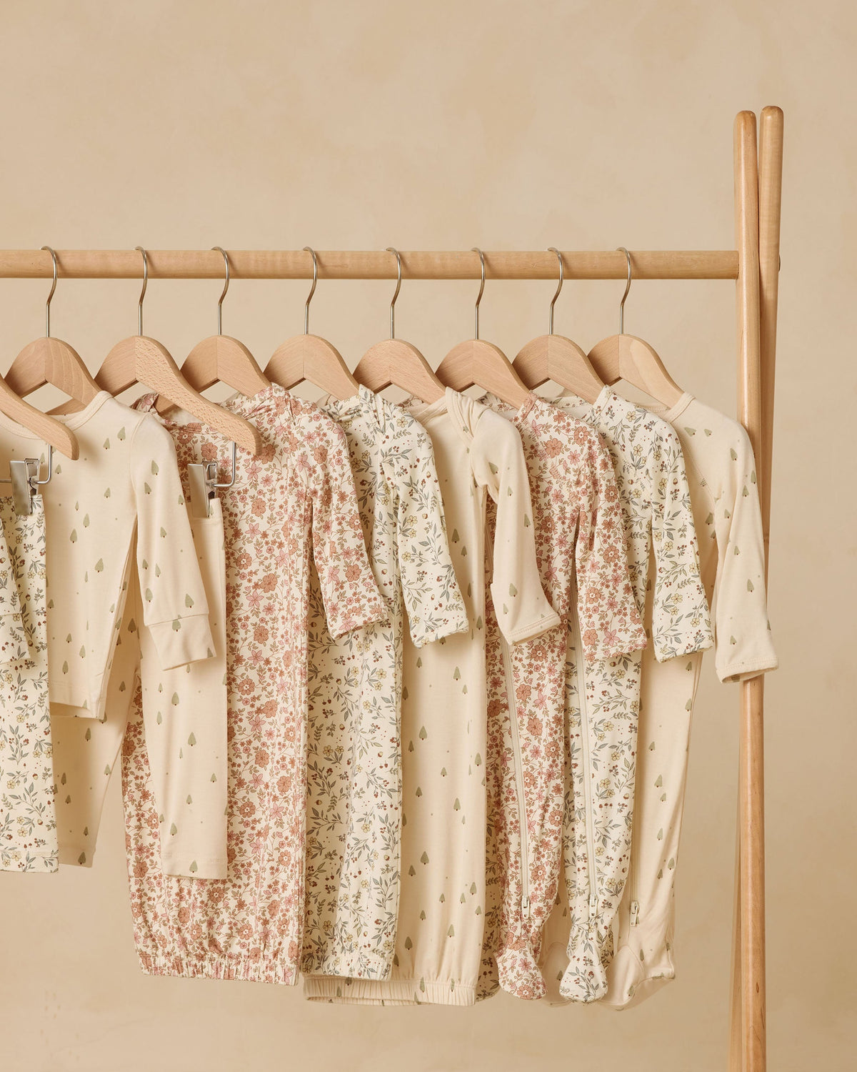 Ensemble bébé en bambou, robe et bonnet || Bloom