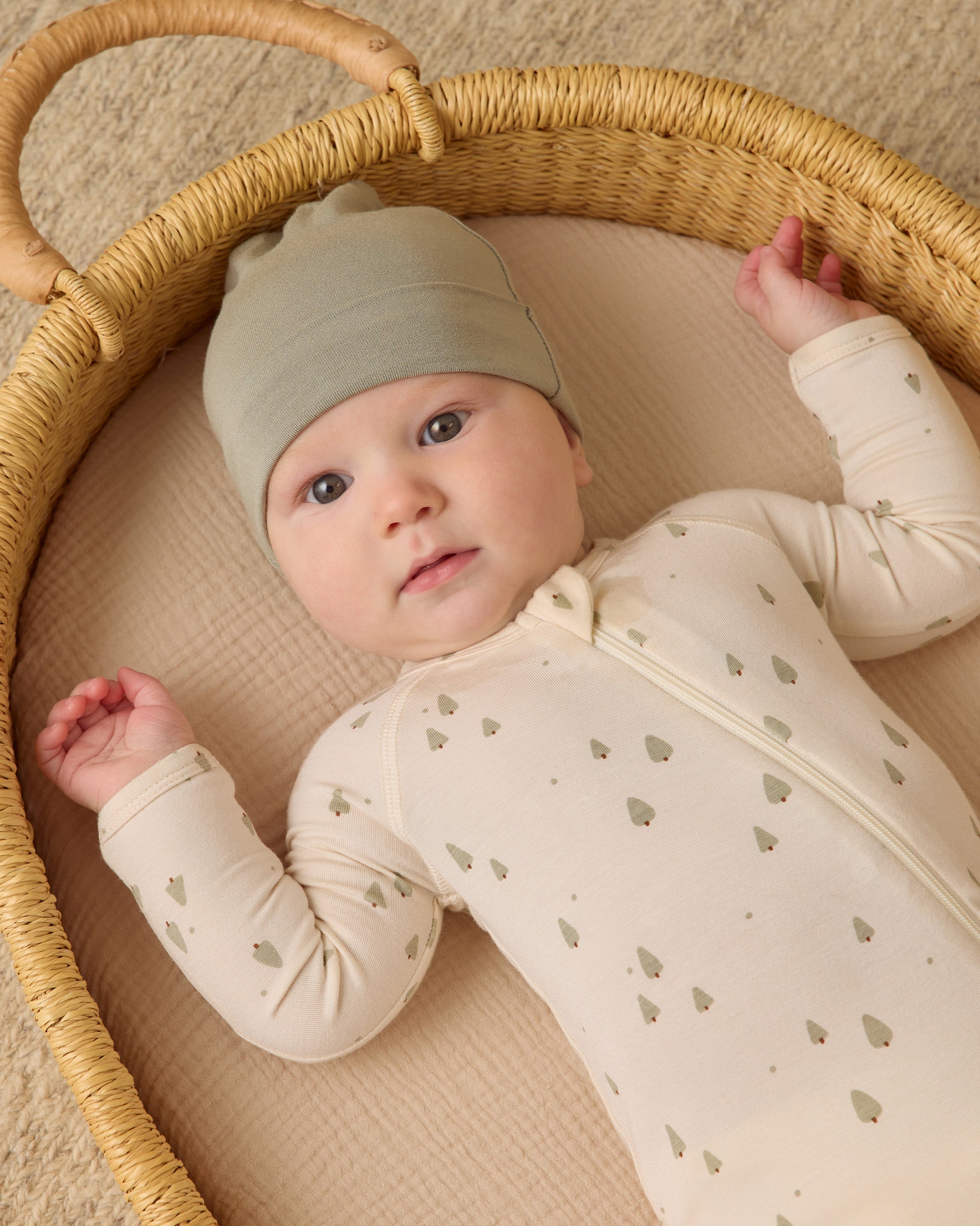 Bamboo Knotted Baby Hat || Fern