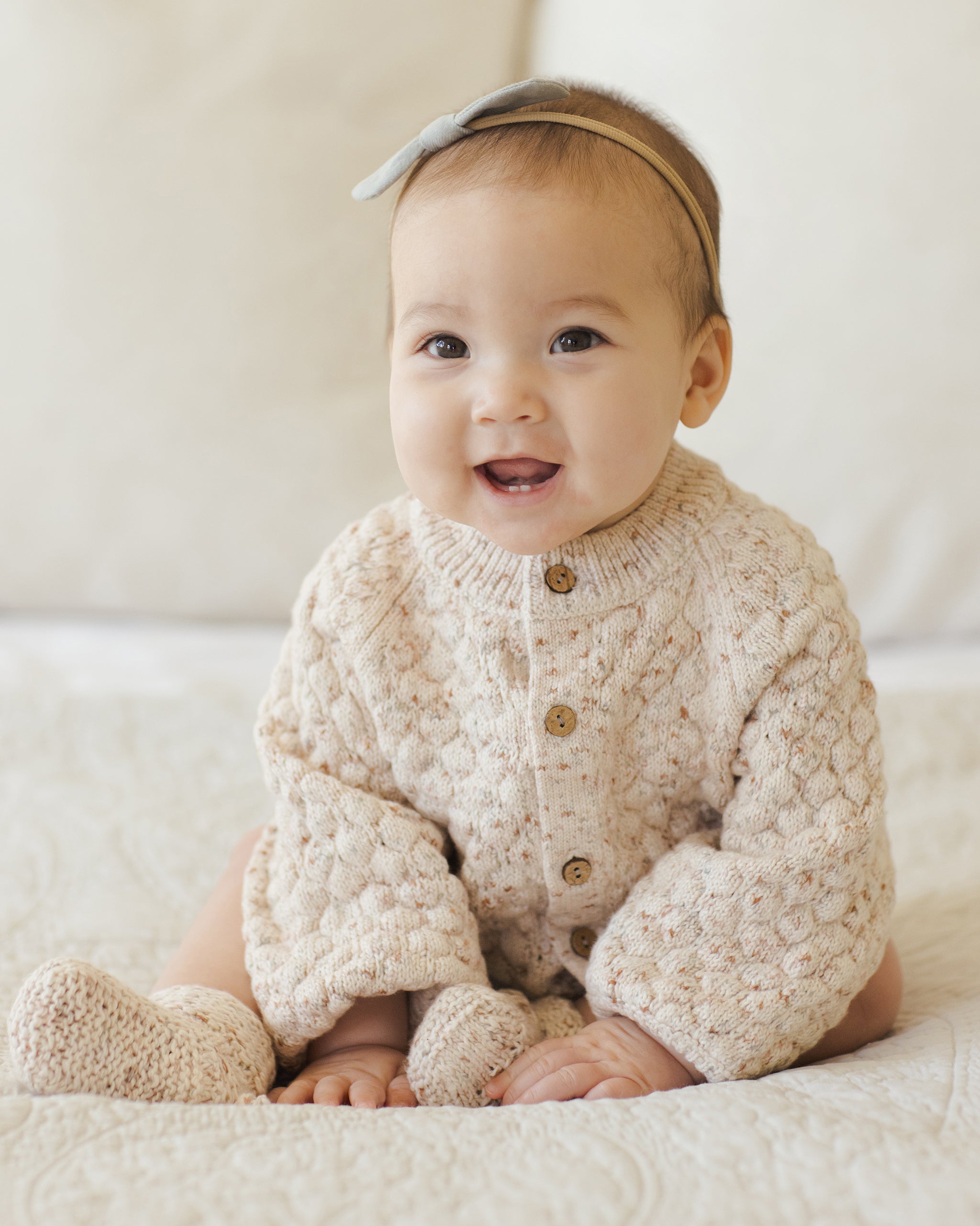 Cardigan en maille à bulles || Confettis naturels