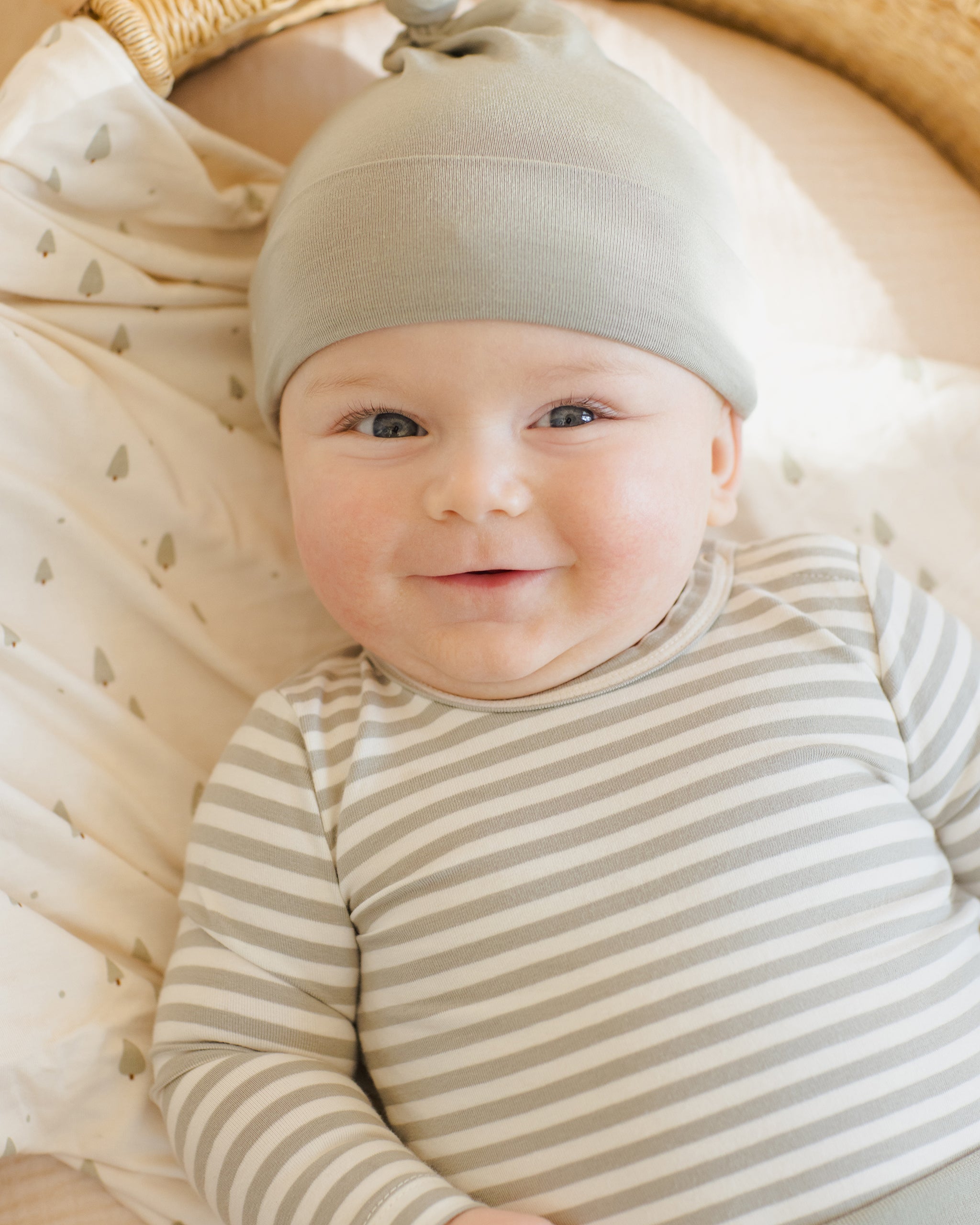 Bamboo Knotted Baby Hat || Fern