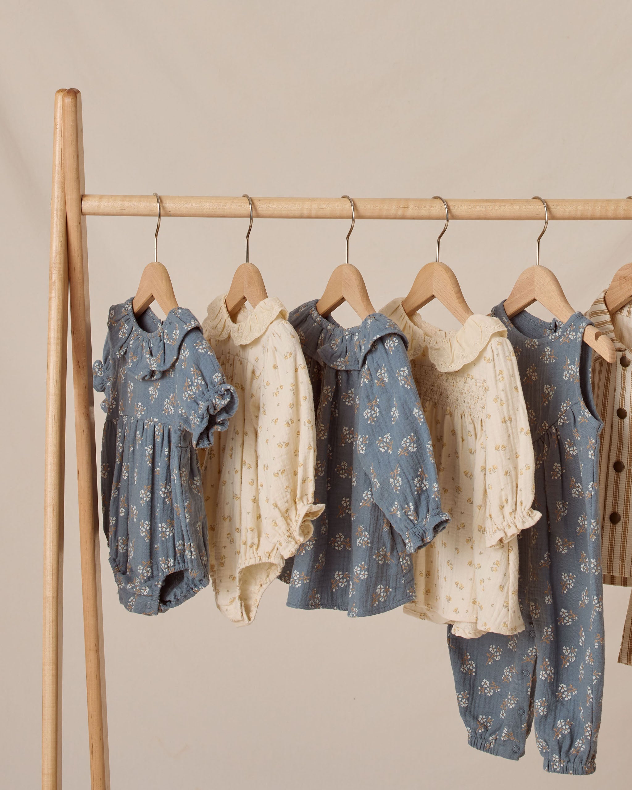Collared Romper || Blue Floral