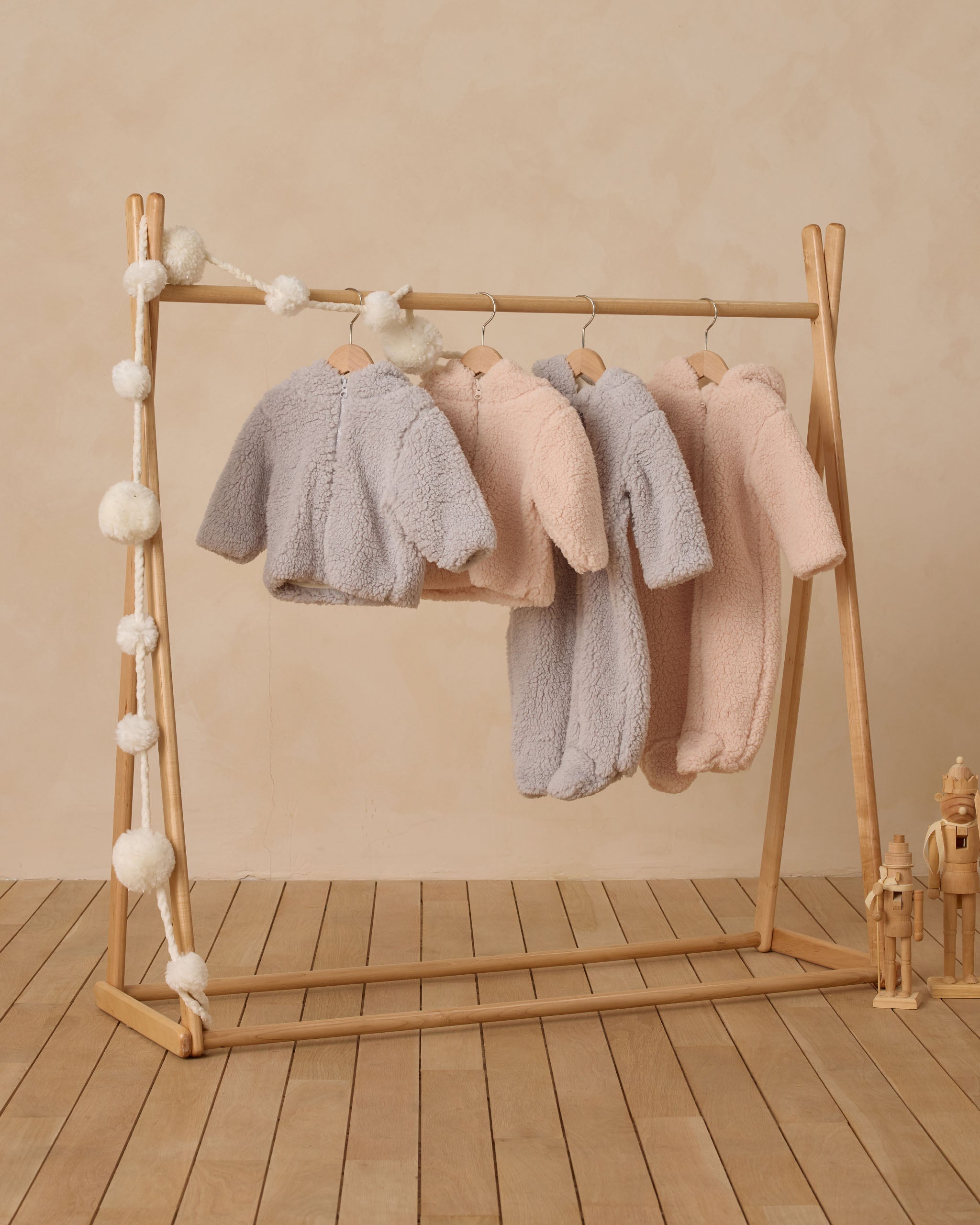 Bear Jumpsuit || Antique
