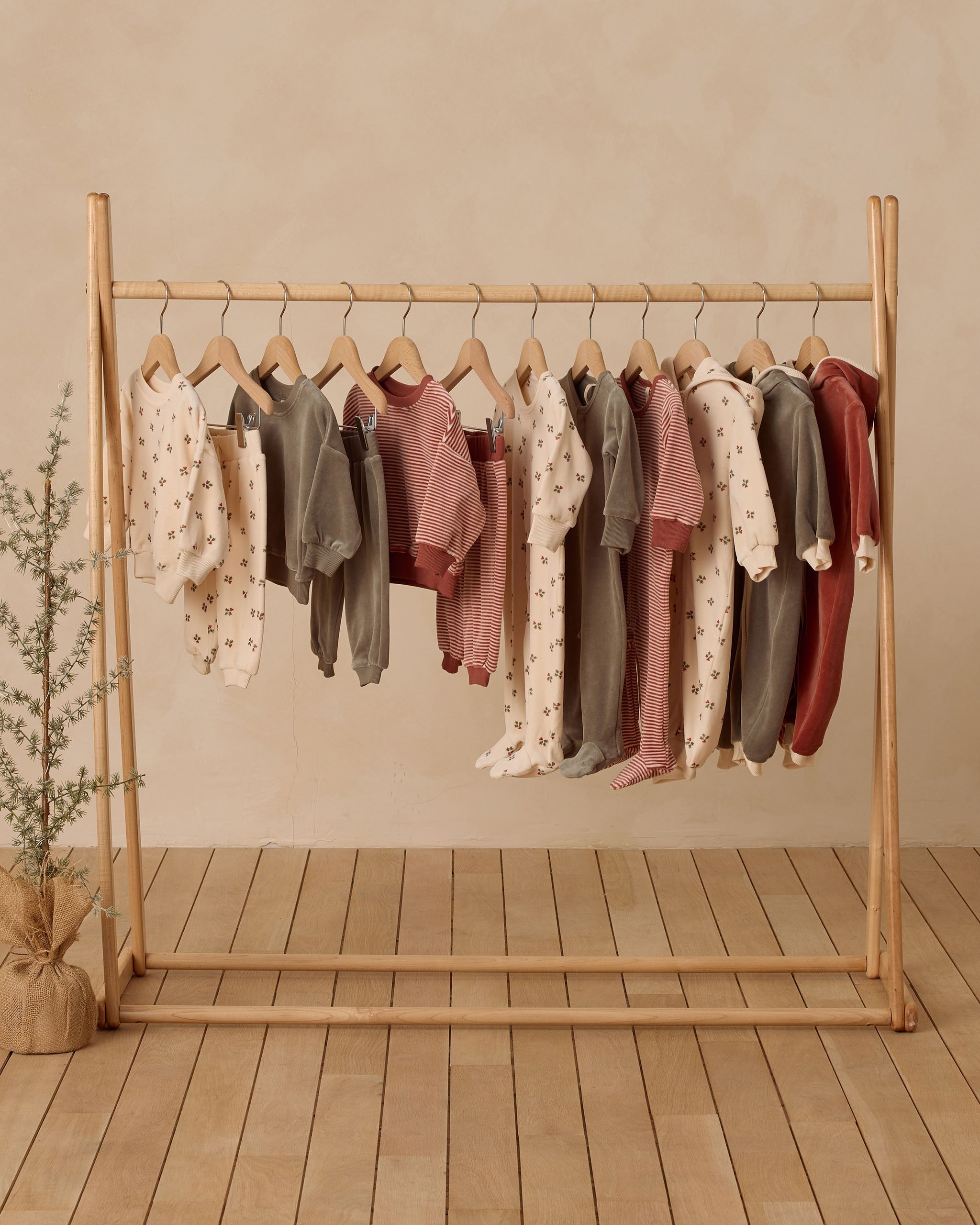 Velour Relaxed Sweatpant || Forest