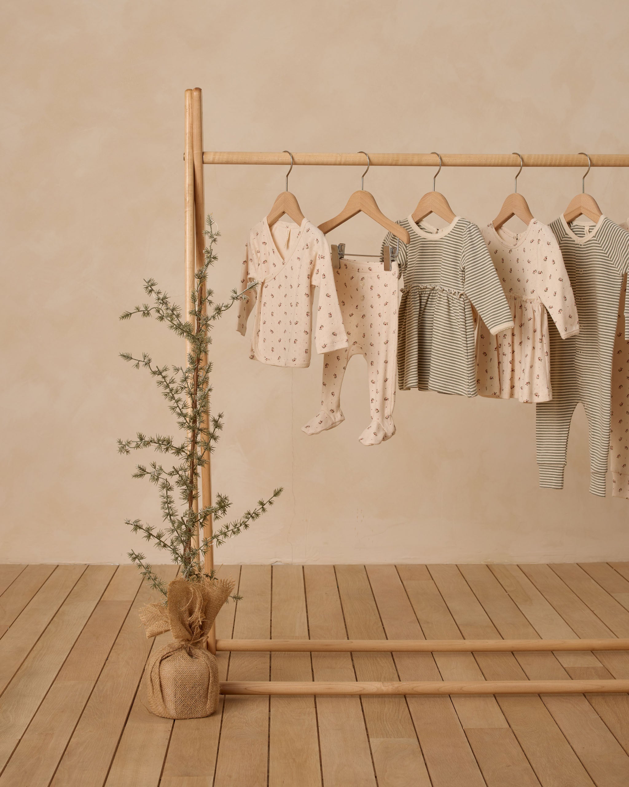 Take Home Set || Holly Berry