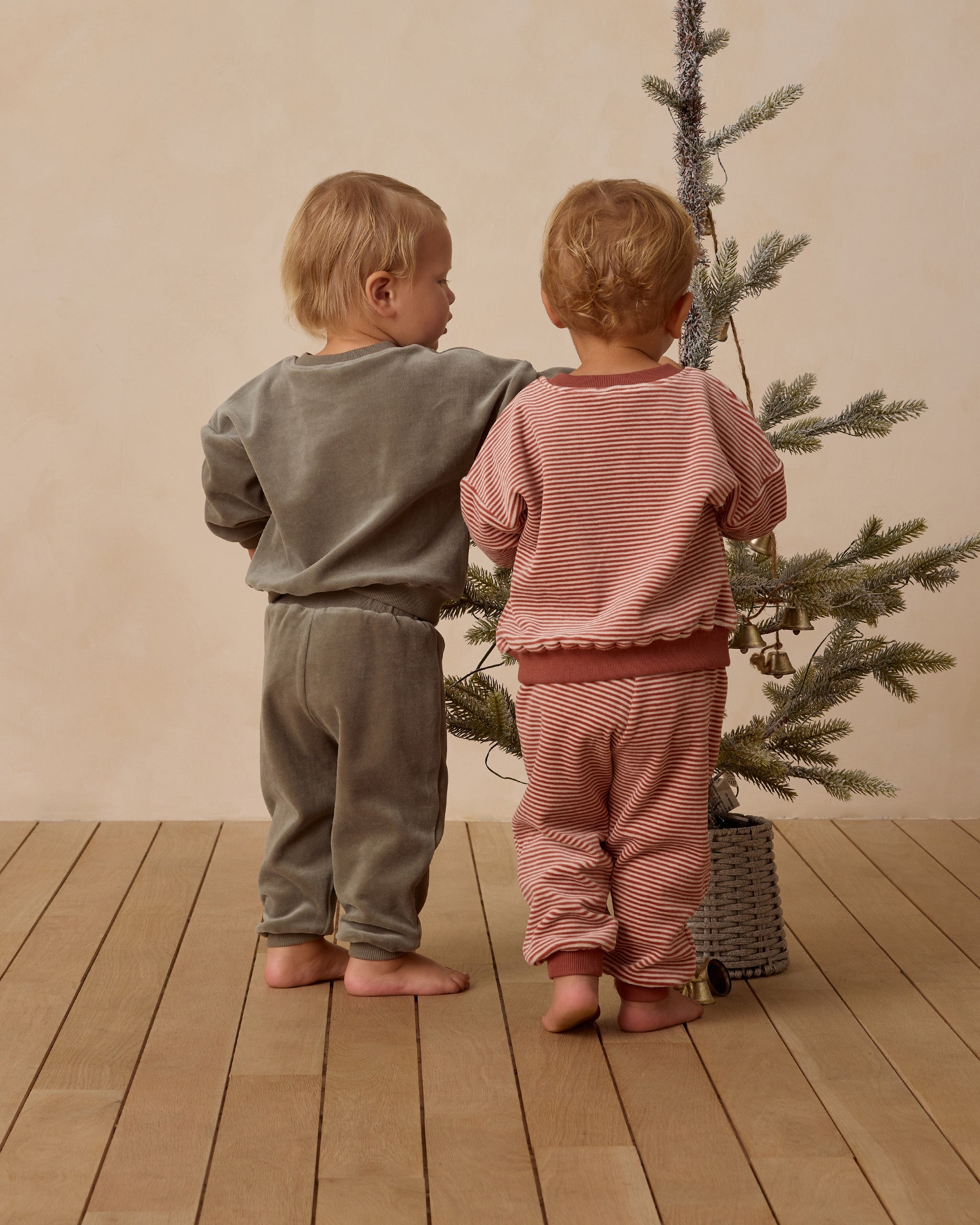 Velour Relaxed Sweatpant || Candy Stripe