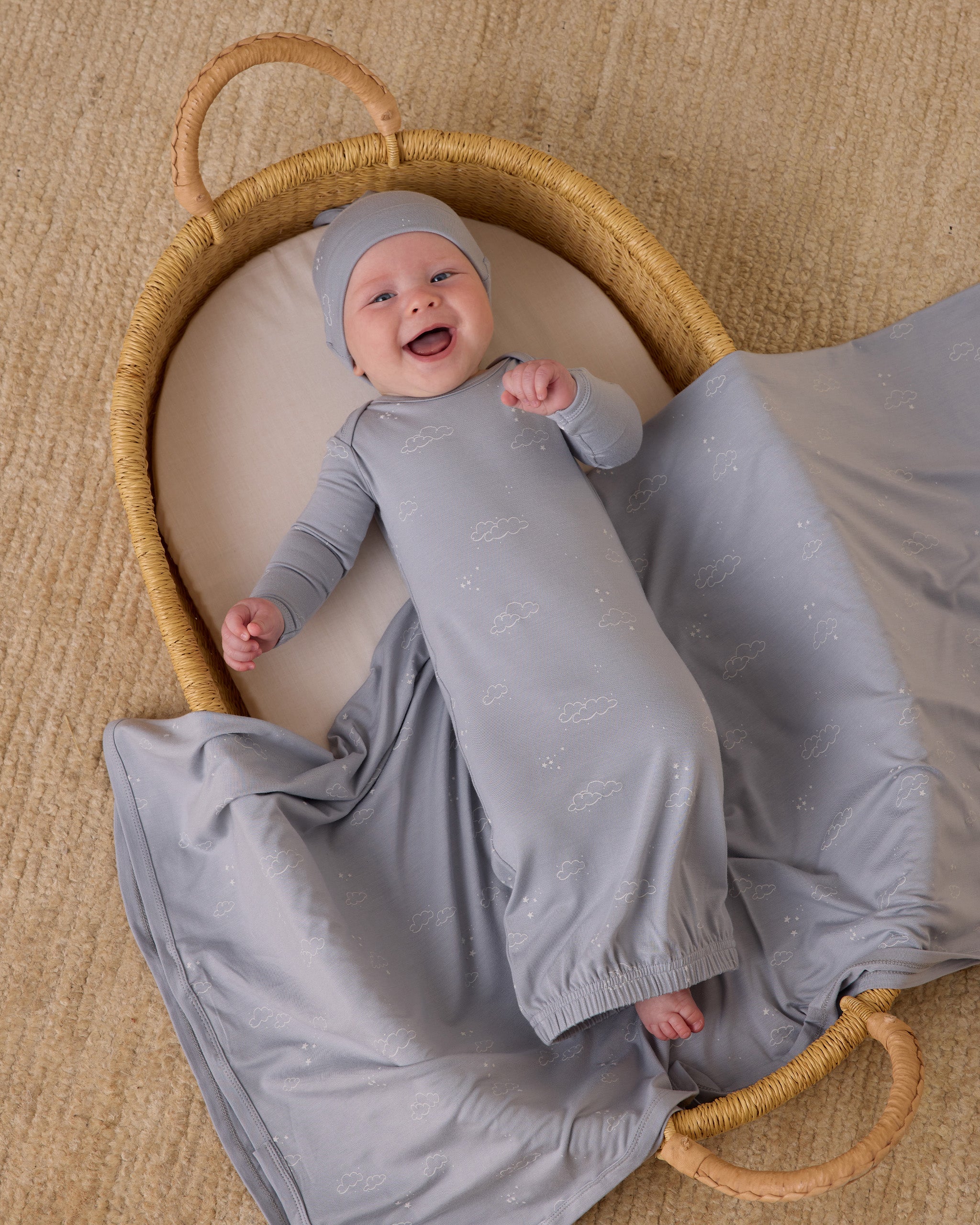 -Bamboo Baby Gown + Hat Set || Clouds-