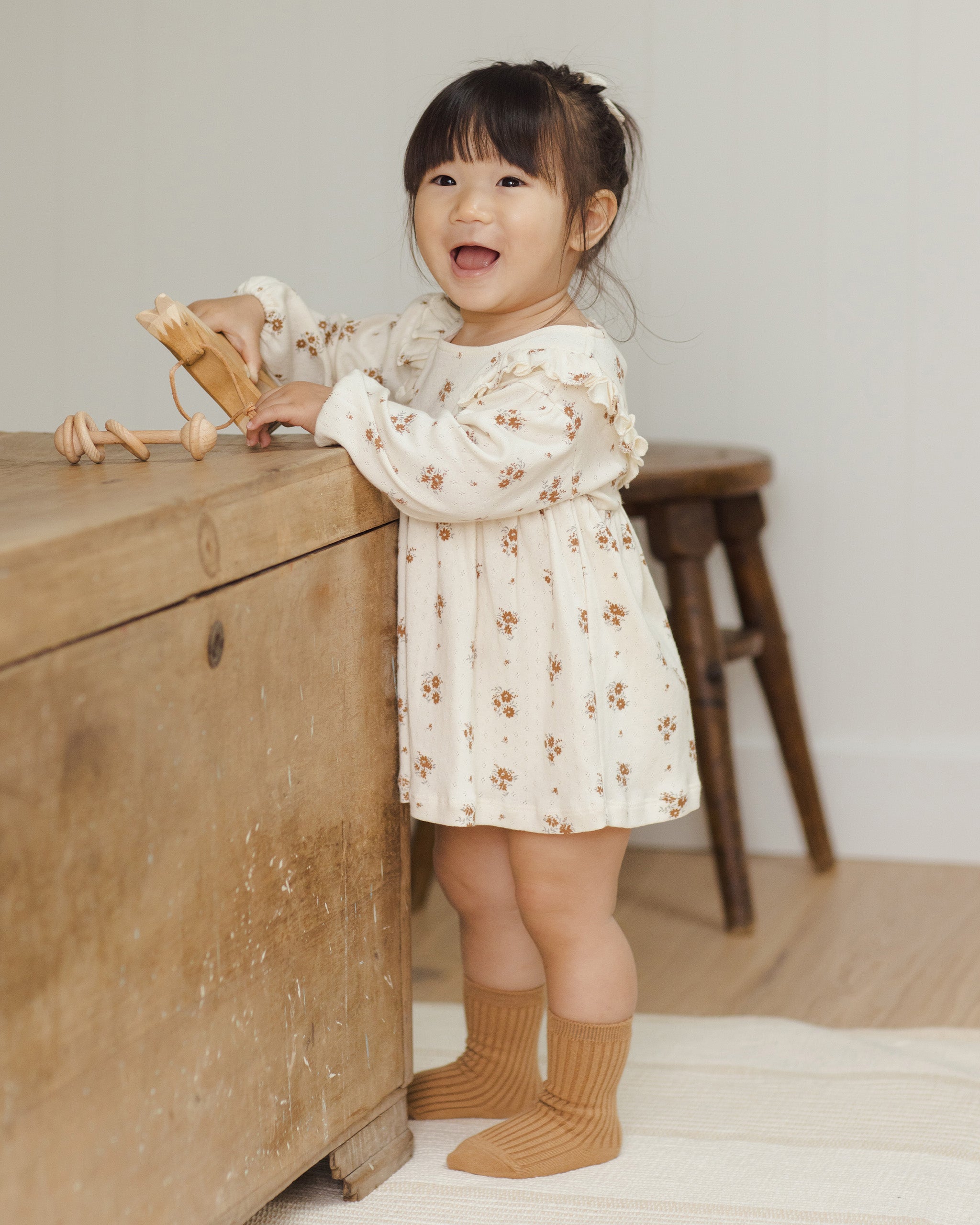 Long Sleeve Ruffle V Dress || Autumn Flora