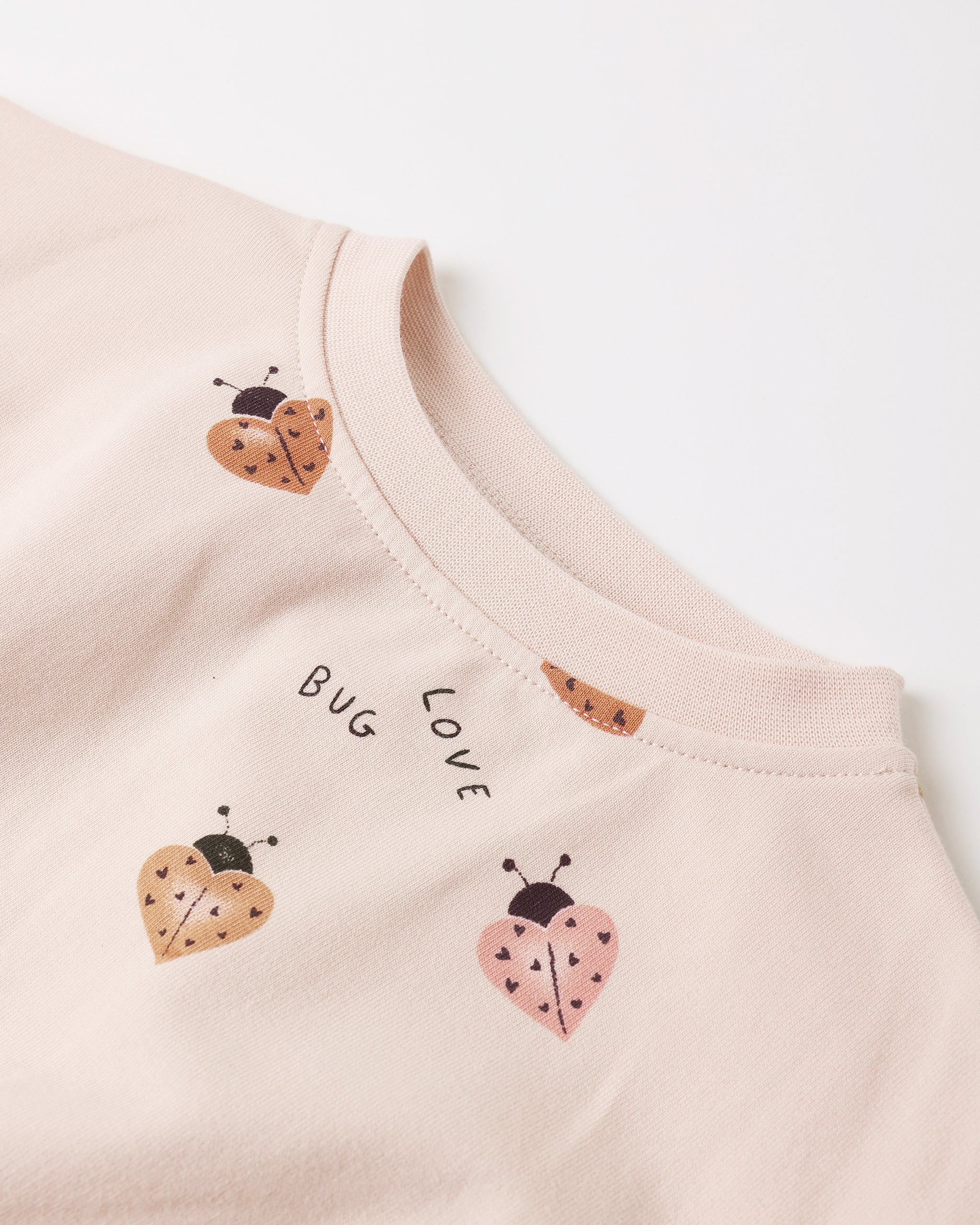 Relaxed Sweatshirt Love Bug