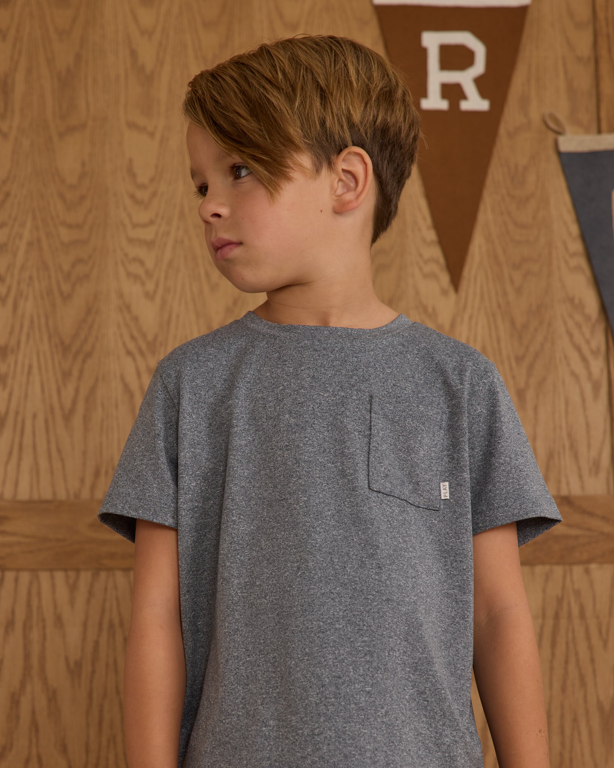 Cove Essential Pocket Tee || Heathered Navy