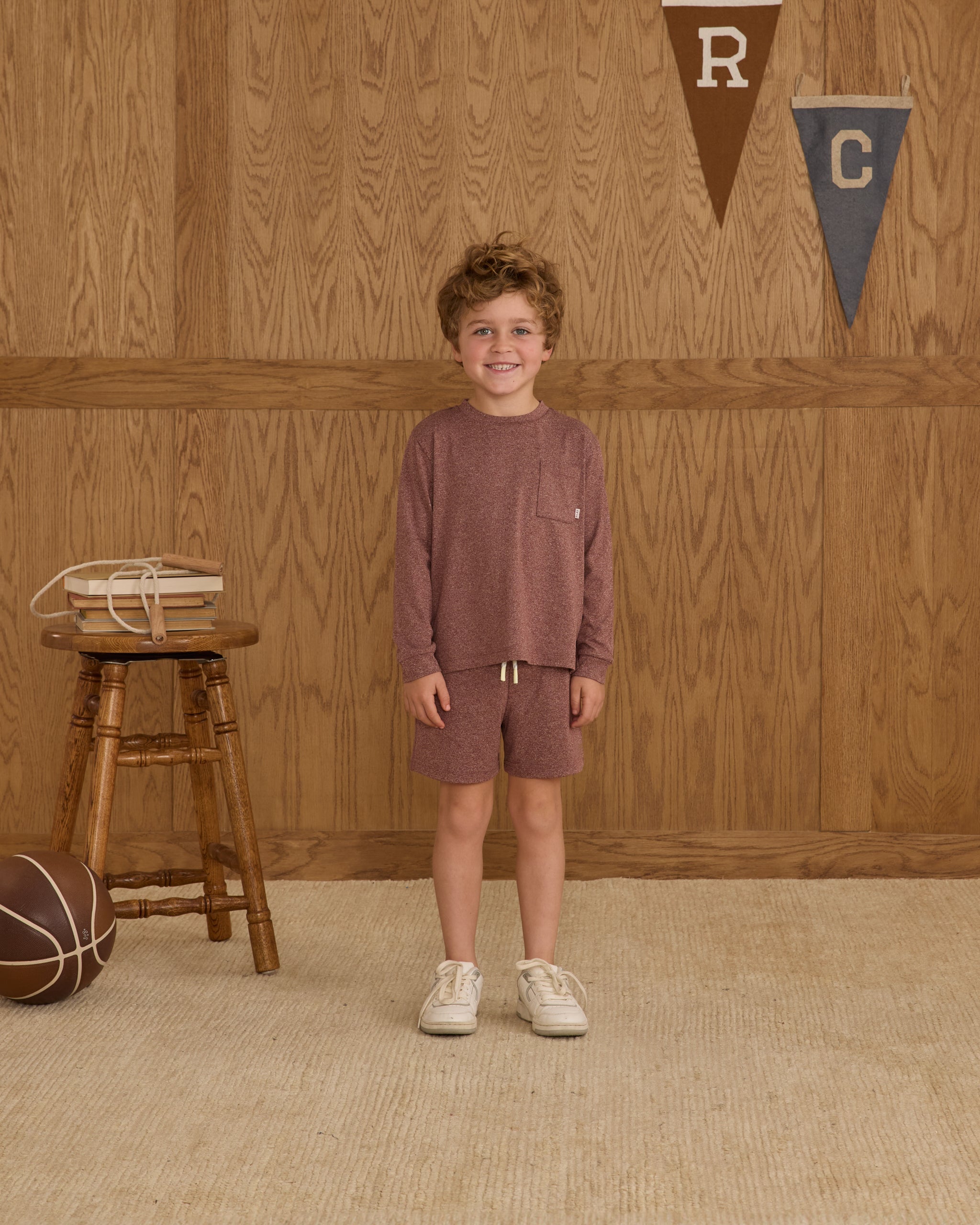 Oceanside Tech Short || Heathered Burgundy