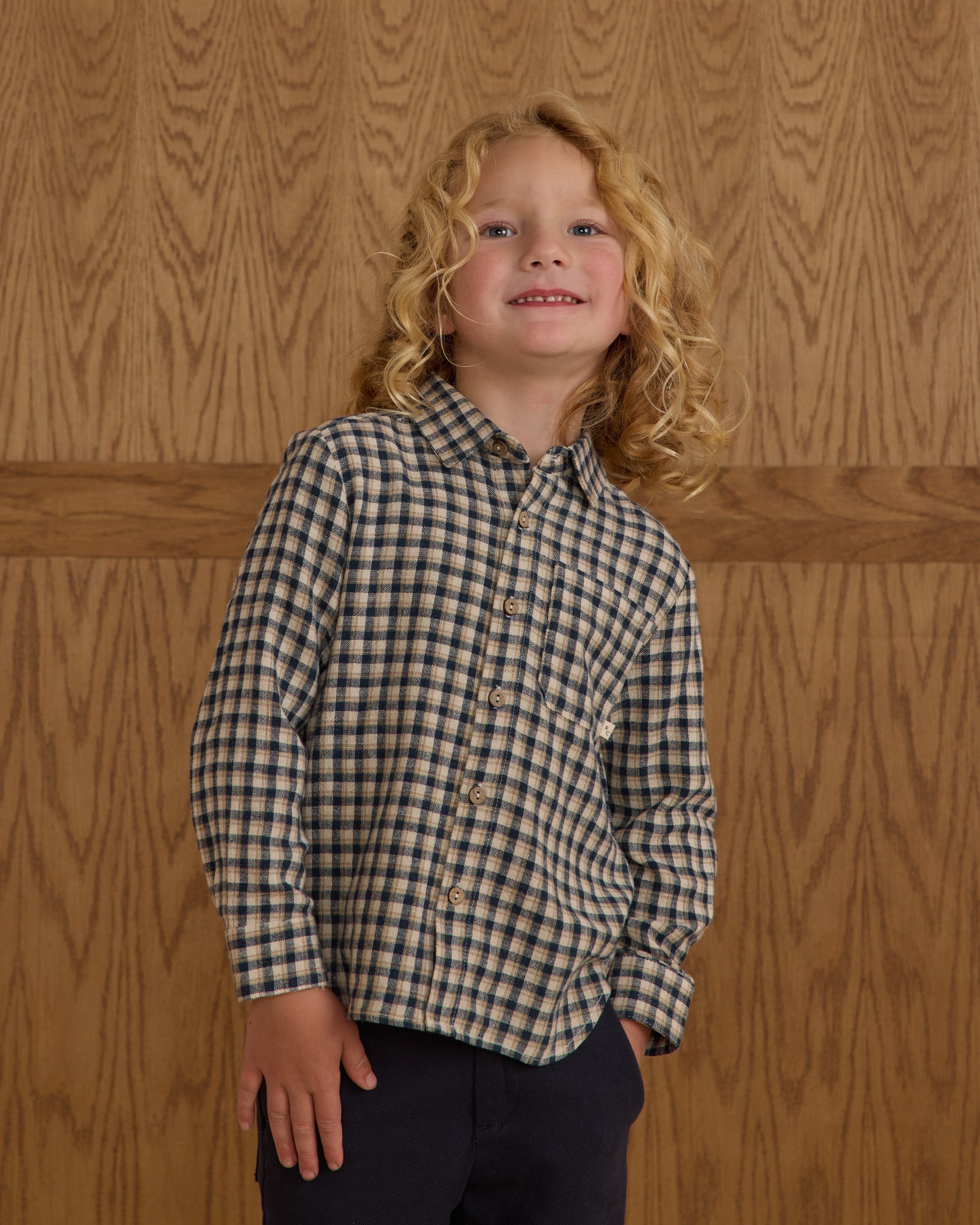 Chemise à manches longues et col || Carreaux bleu marine