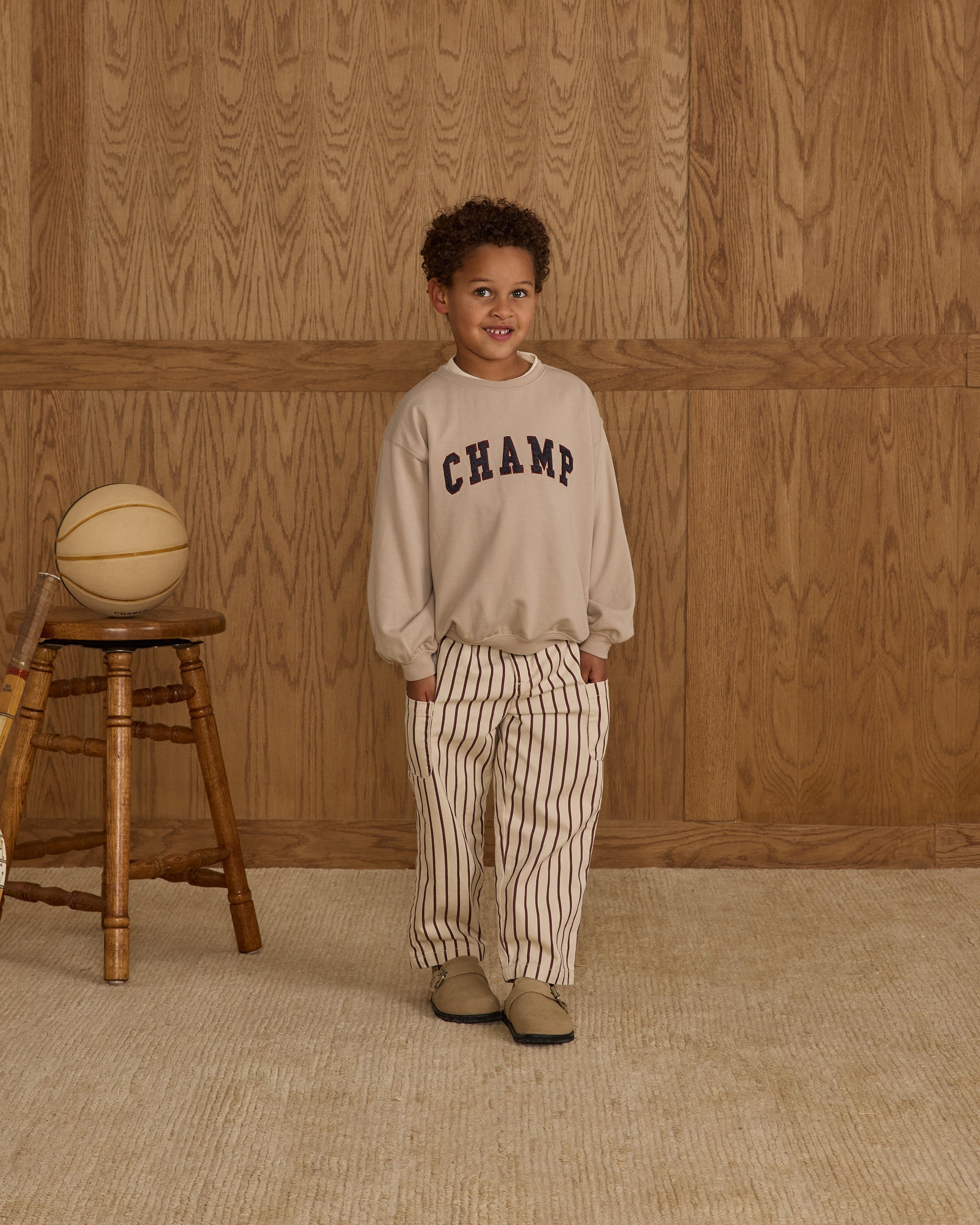 Oversized Sweatshirt || Champ