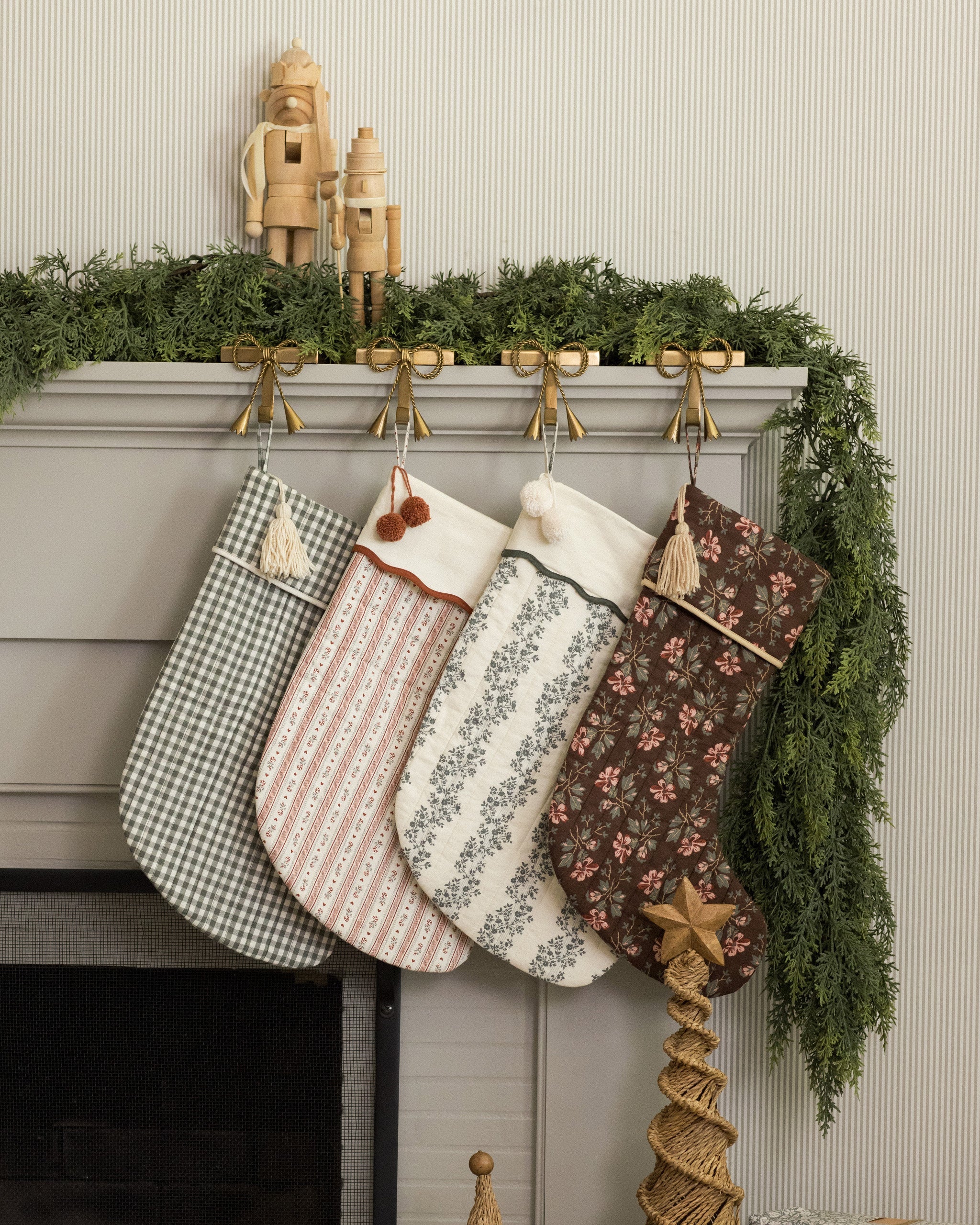 Christmas Stocking || Winter Floral