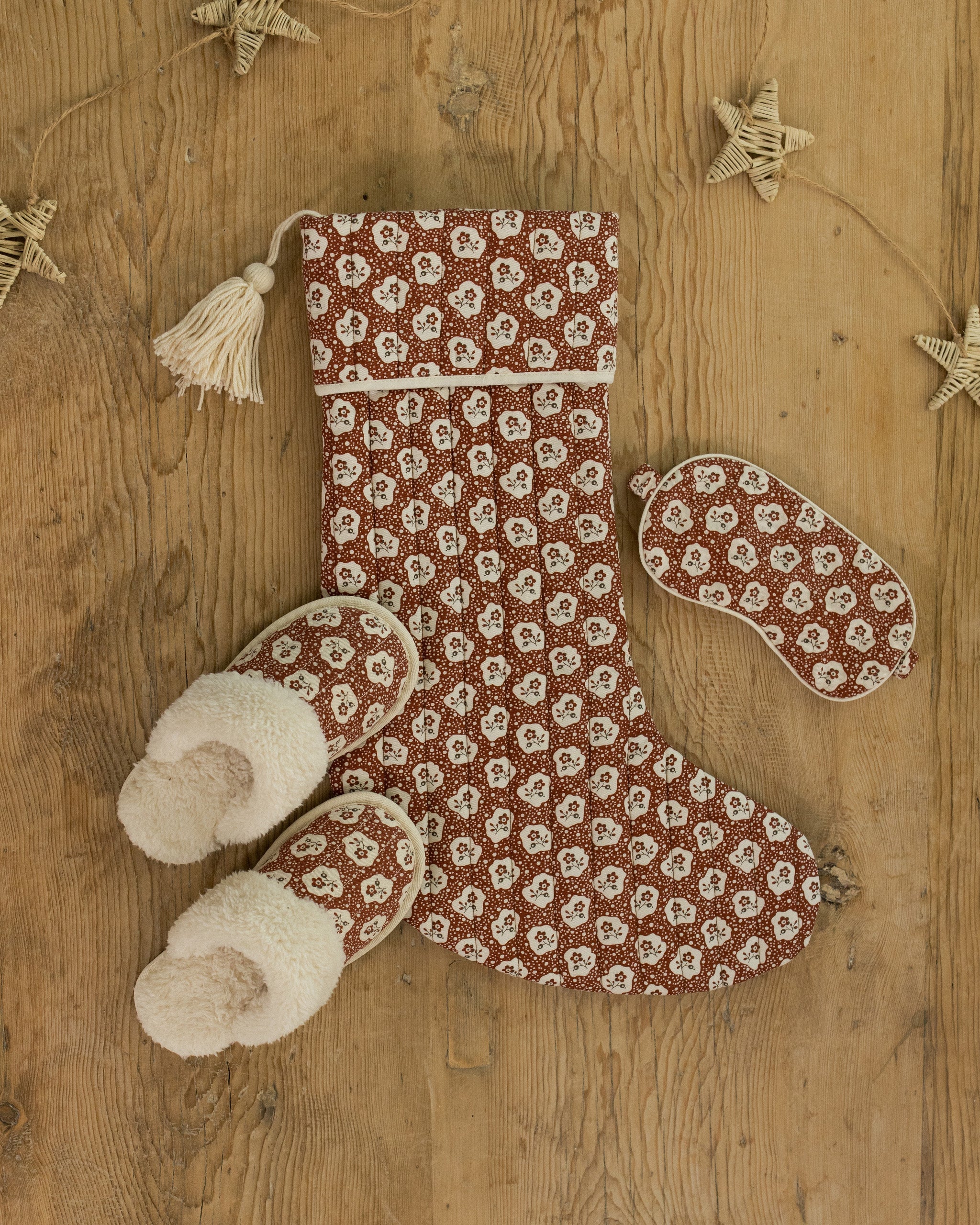 Slippers || Ruby Fleur