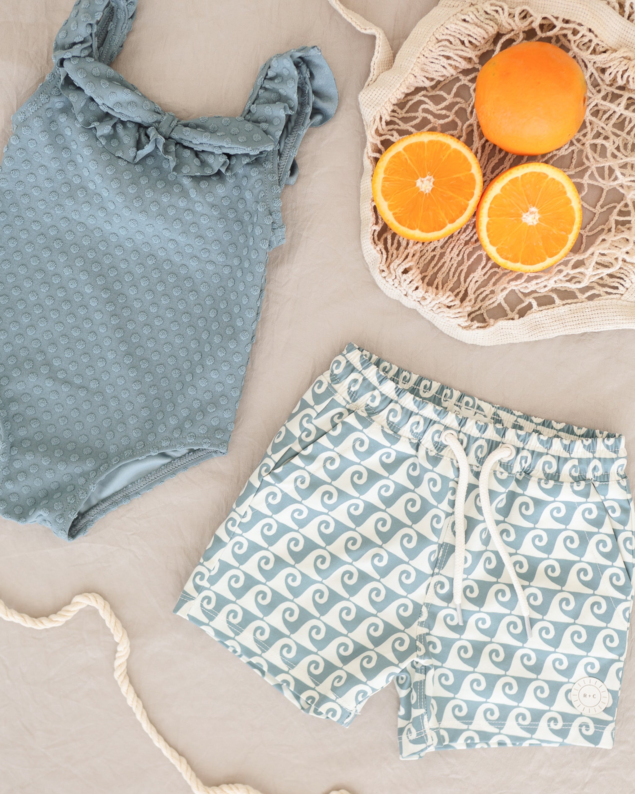 Short de bain || Vagues océaniques