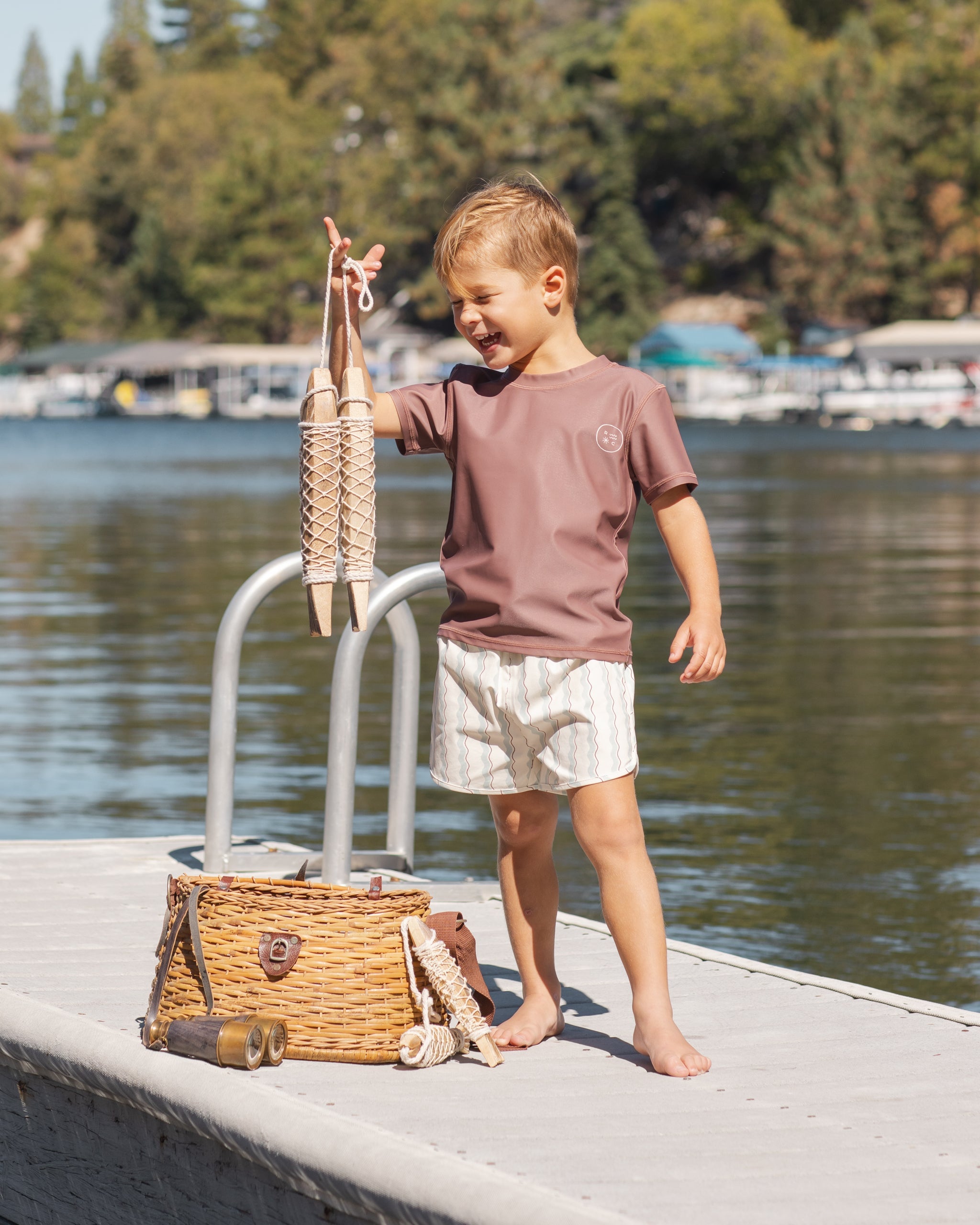 Maillot de bain rayé ondulé
