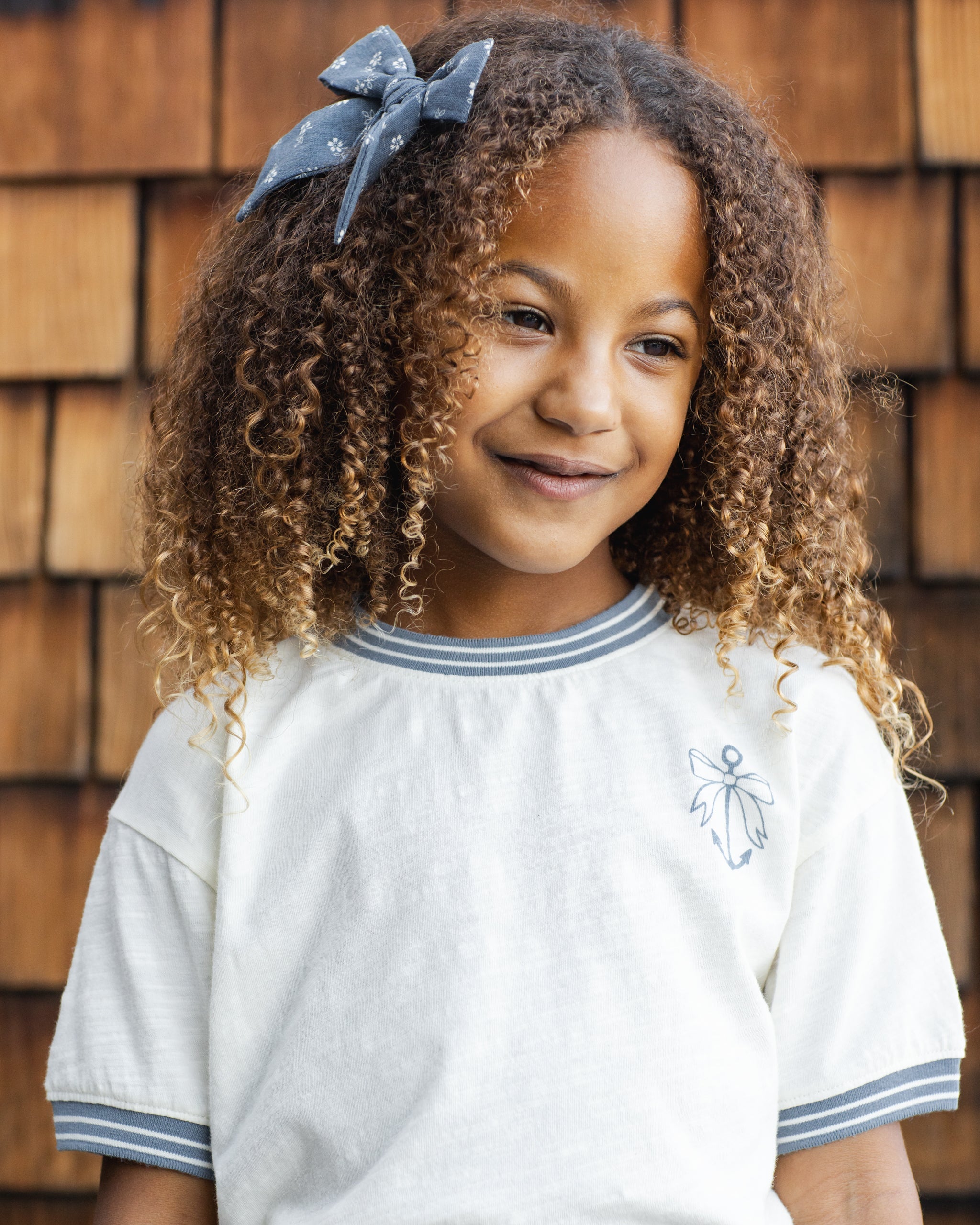 Ringer Tee Anchor Bow