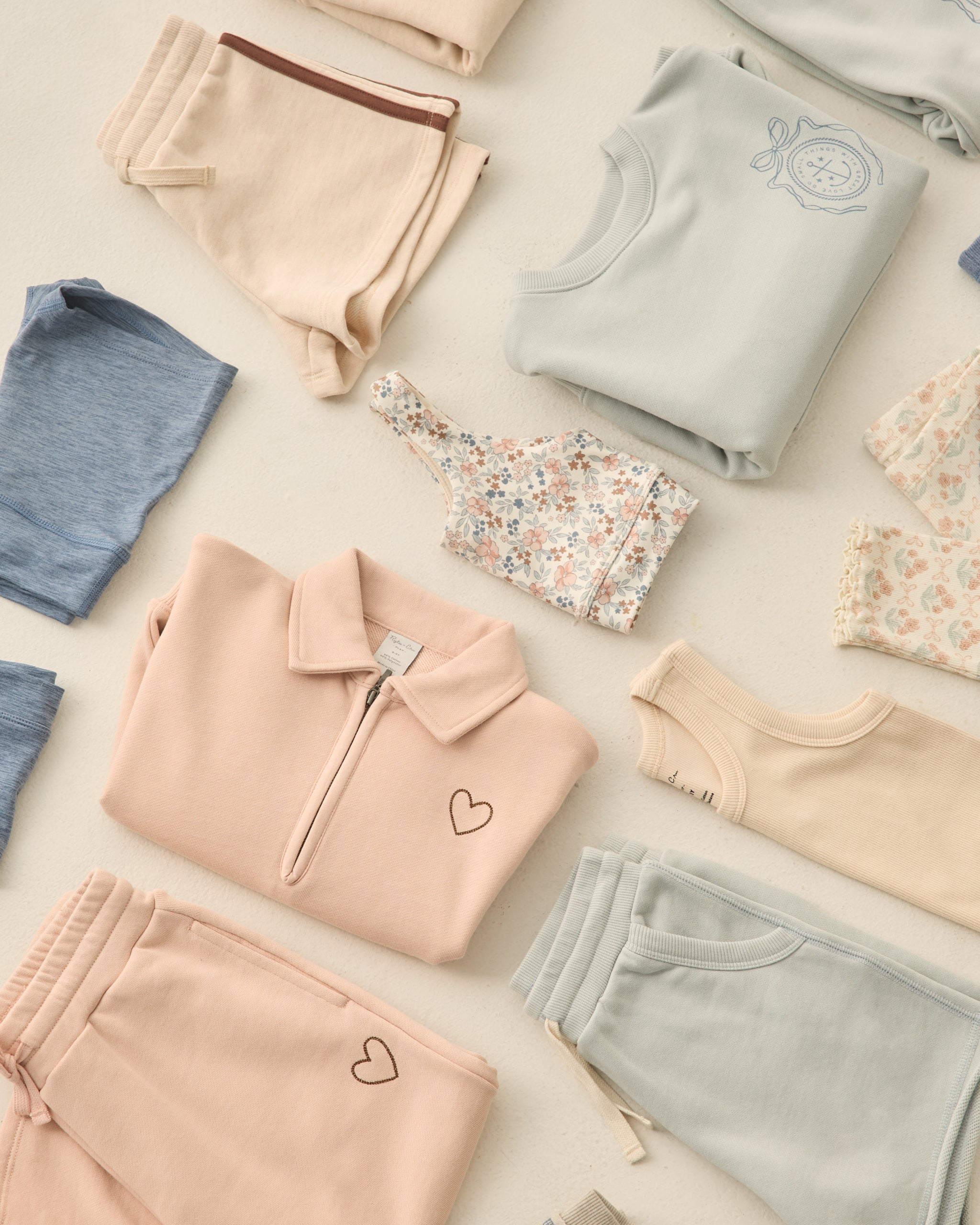 Sweat-shirt à col zippé rose poudré