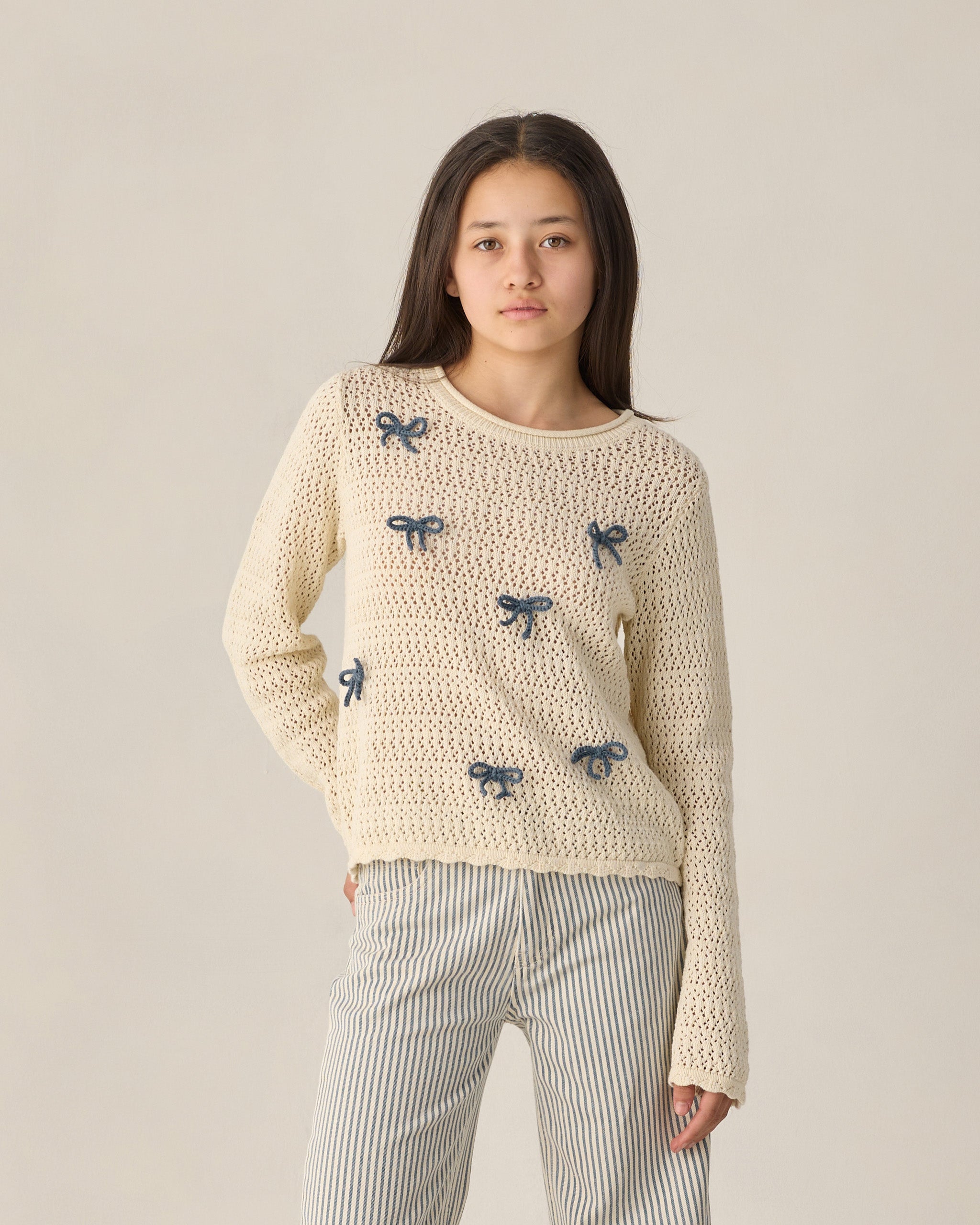 Pulls à nœuds tricotés au crochet pour adolescentes