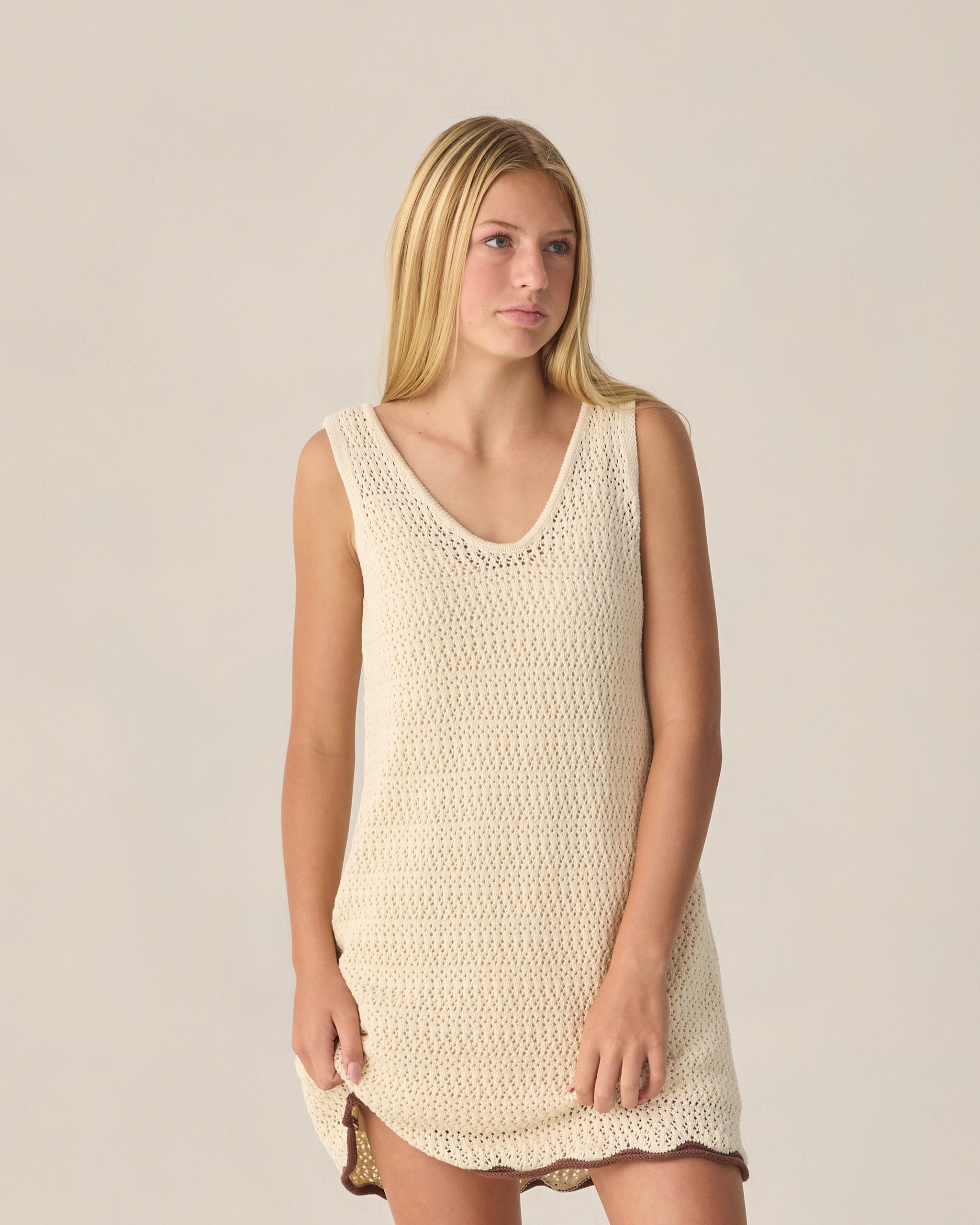 Robe mini débardeur crochet pour adolescente naturelle